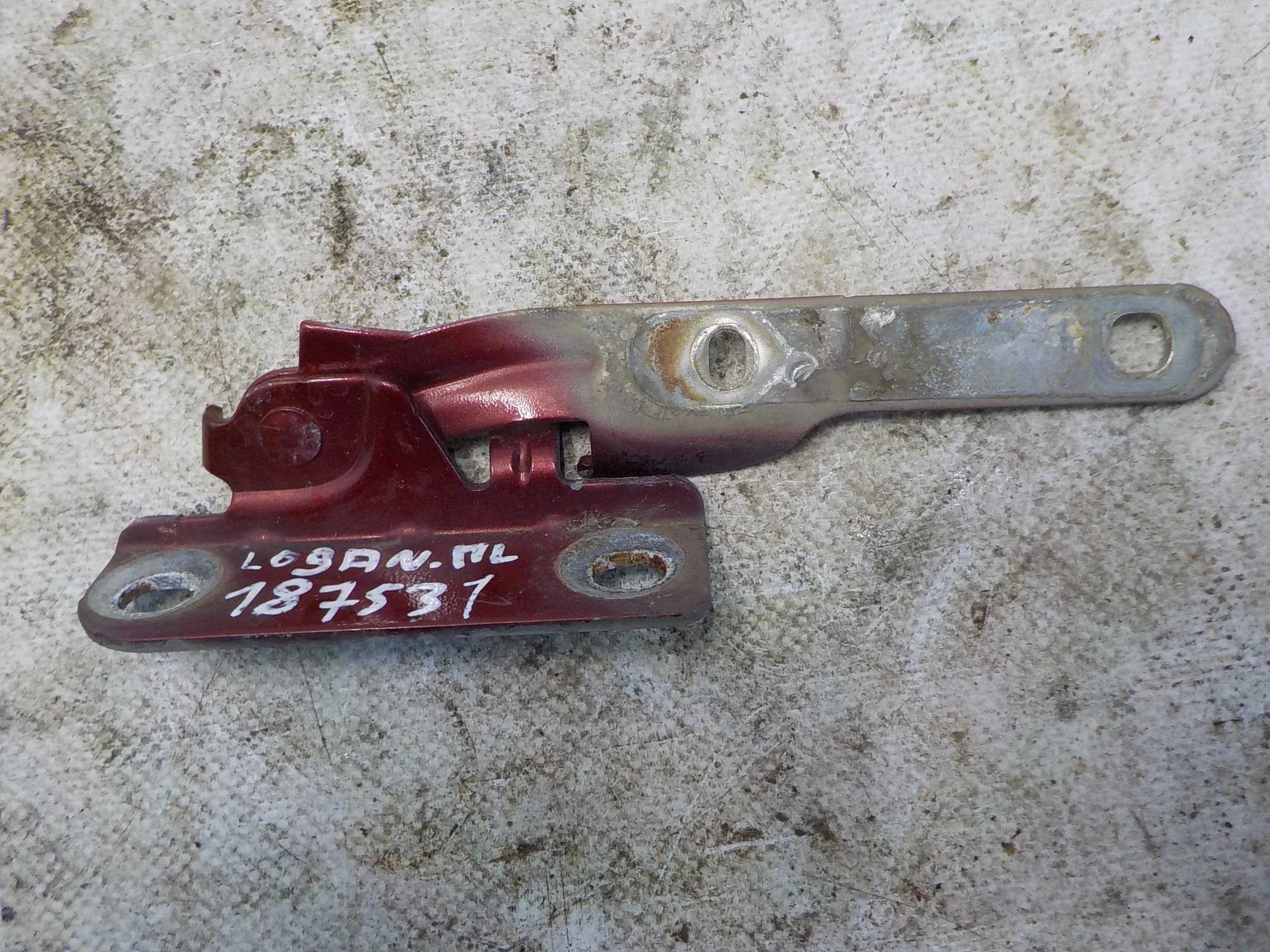 Петля капота ВАЗ (LADA) Largus I (2012—2021)