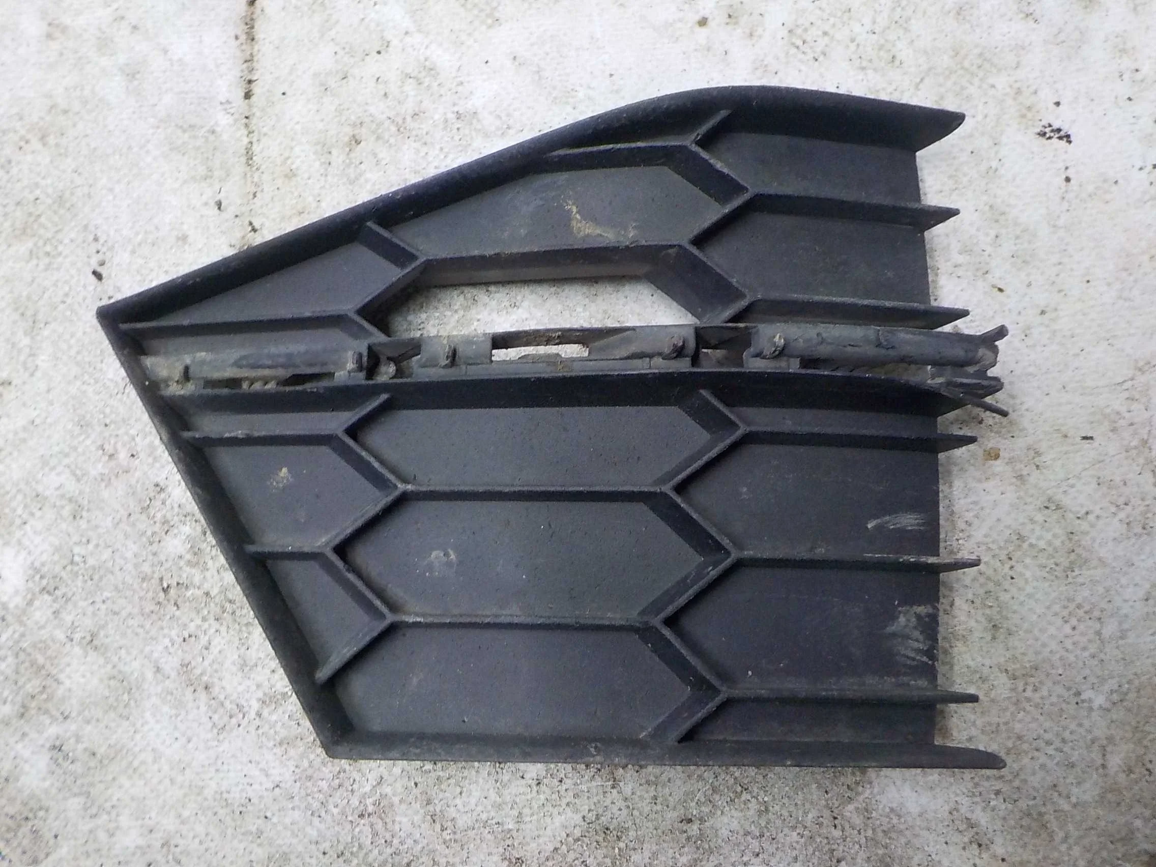 накладка на бампер Skoda Superb III (2015—2019) Перед Лево