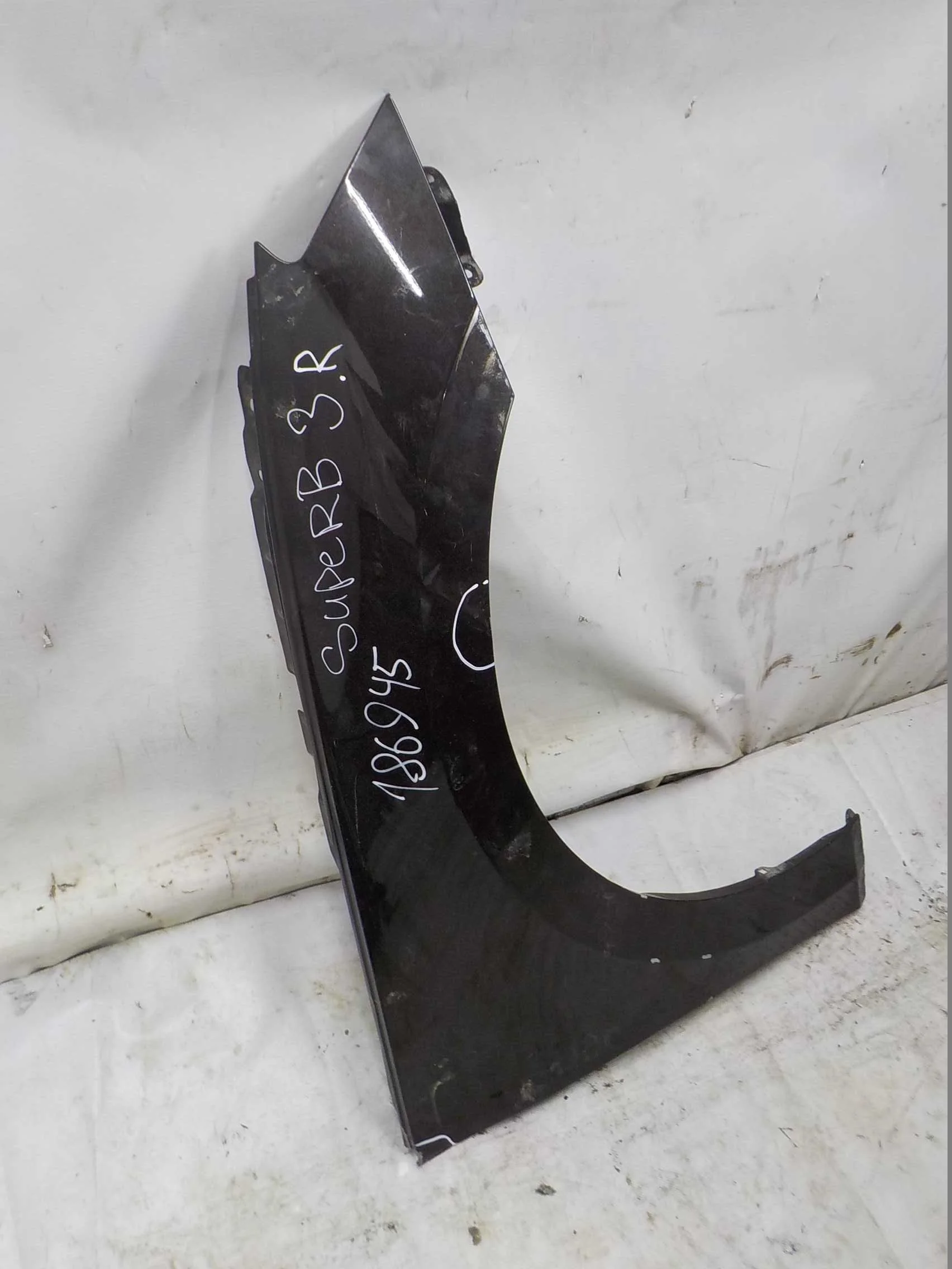 Крыло Skoda Superb III (2015—2019) Перед Право