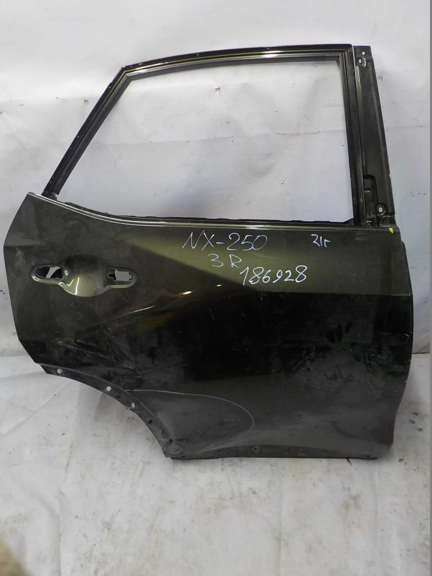 Дверь Lexus NX Z10 (2014—2017) Зад Право