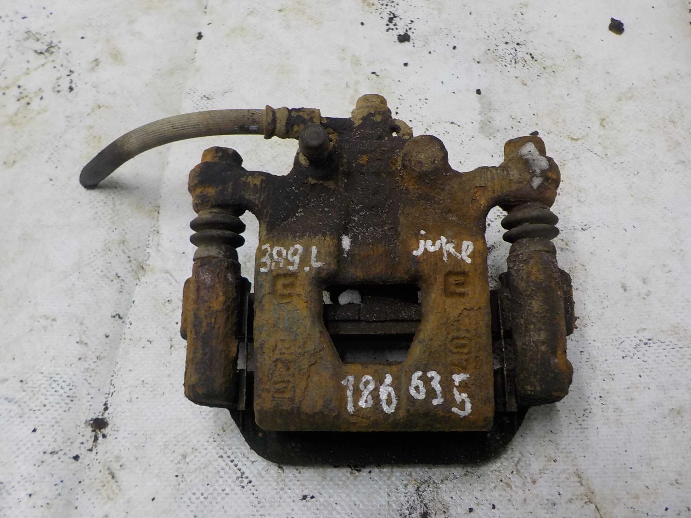 суппорт Nissan Tiida C11 рестайлинг (2010—2013) Зад Лево