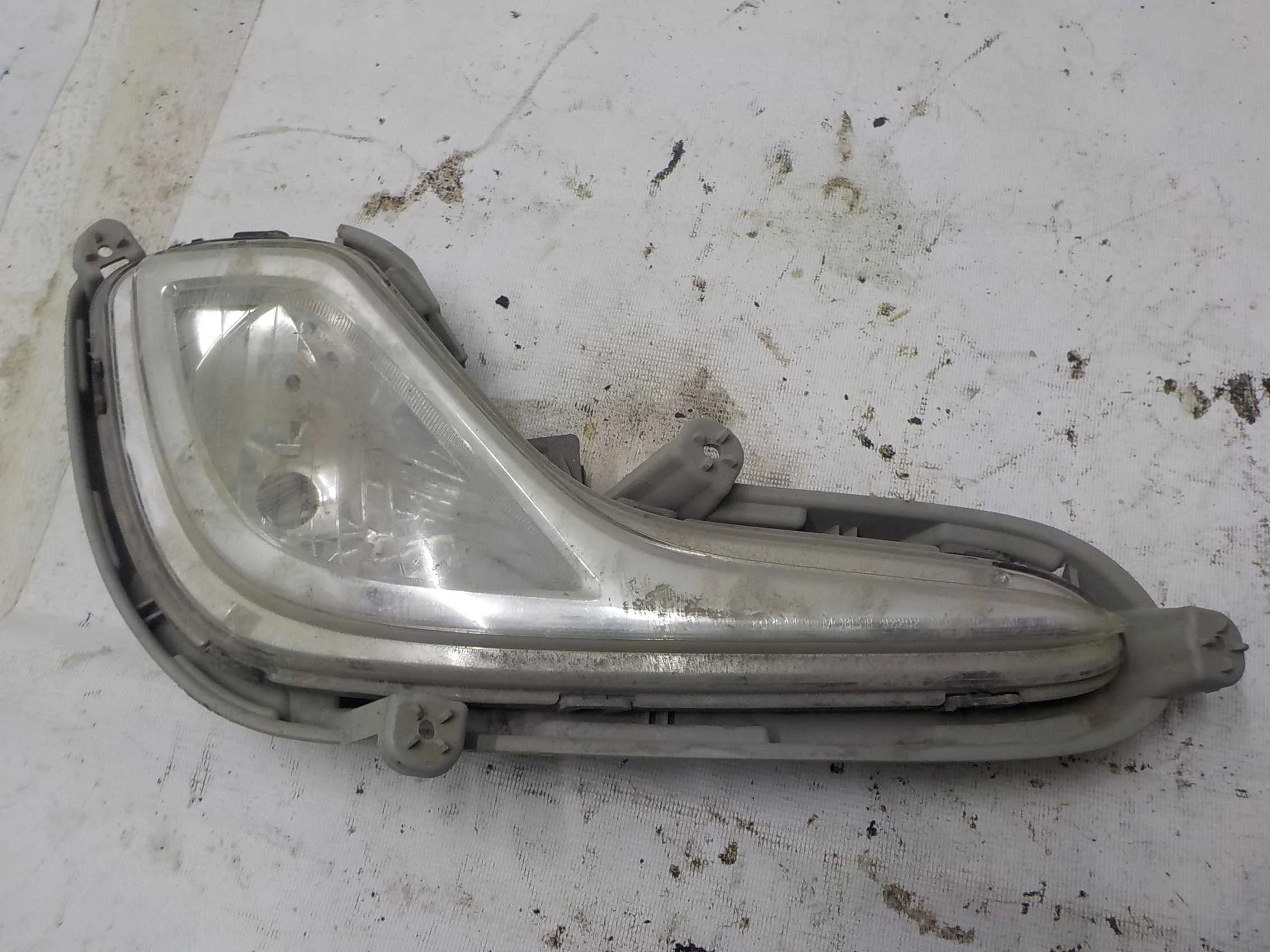 Фара противотуманная Hyundai Solaris I (2010—2014) Перед Право