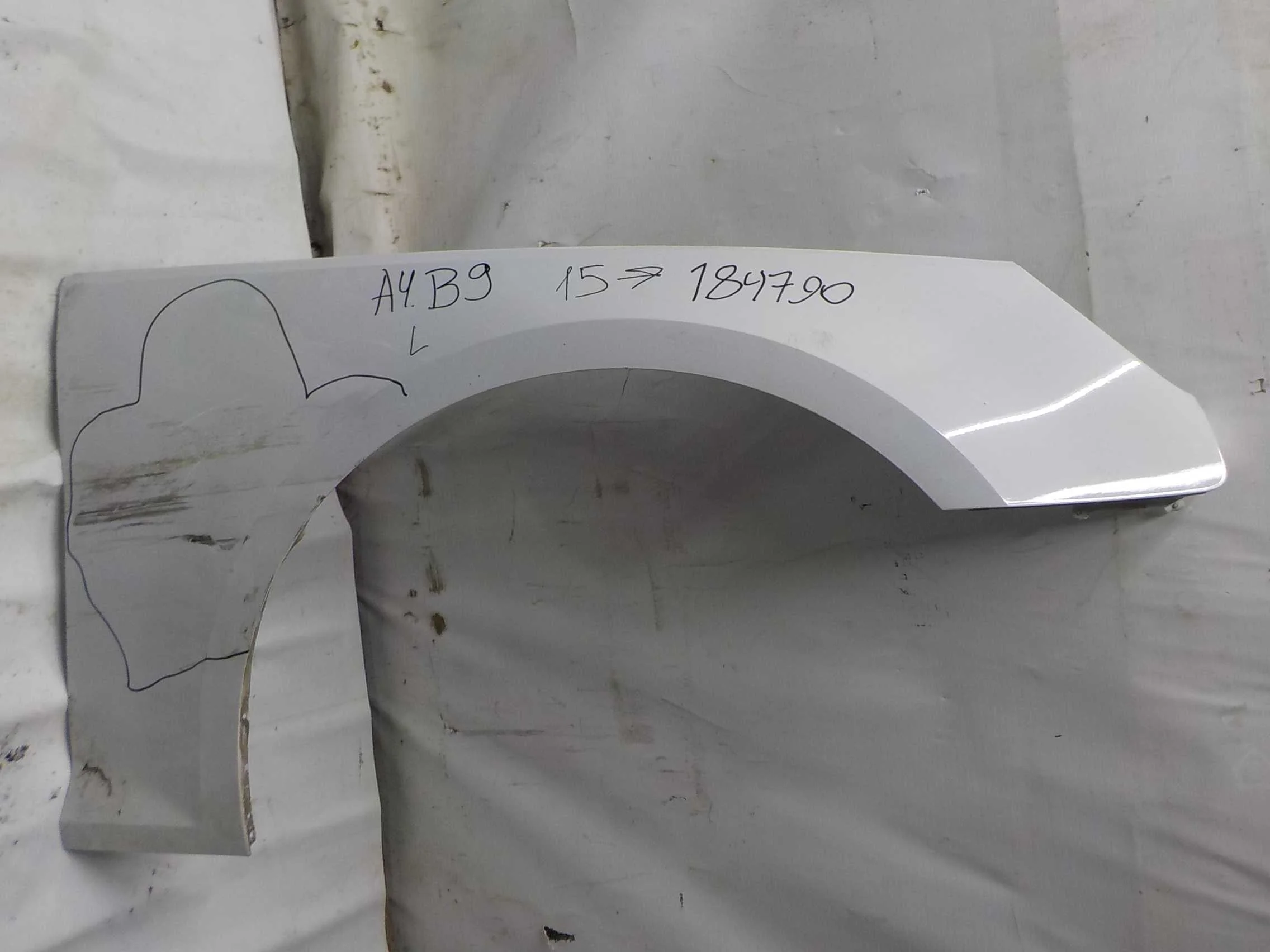 Крыло Audi A4 B9 (2015—2020) Перед Право
