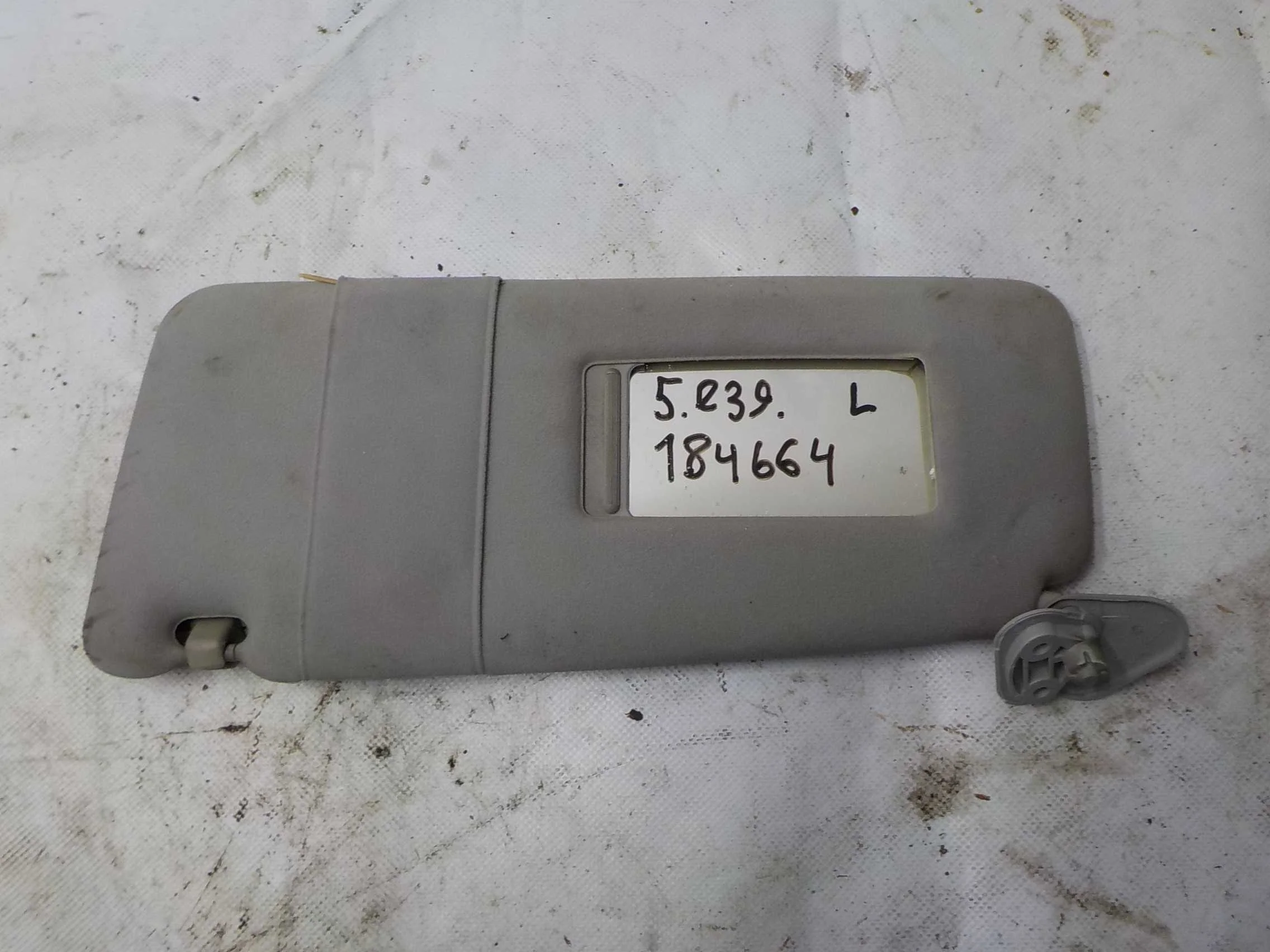 козырек BMW 5 серия E39 рестайлинг (2000—2004)  Лево