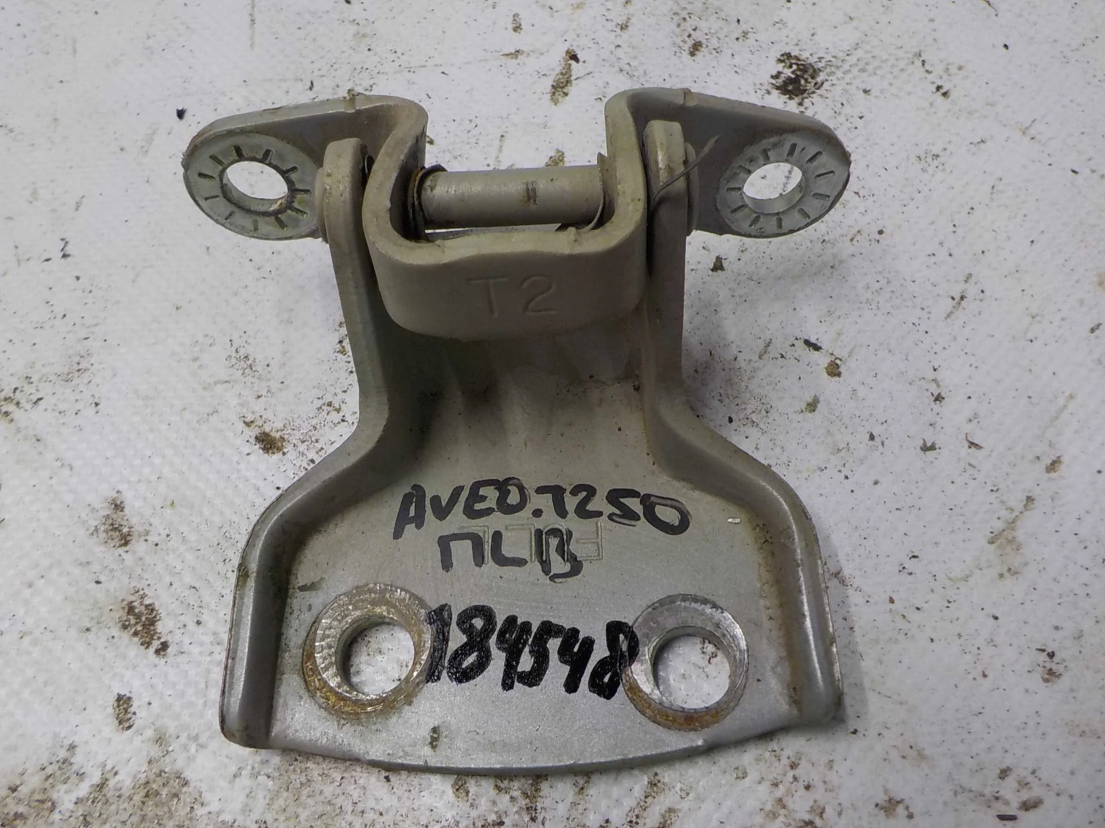 Петля двери Chevrolet Aveo I рестайлинг (2006—2012) Перед Лево Верх