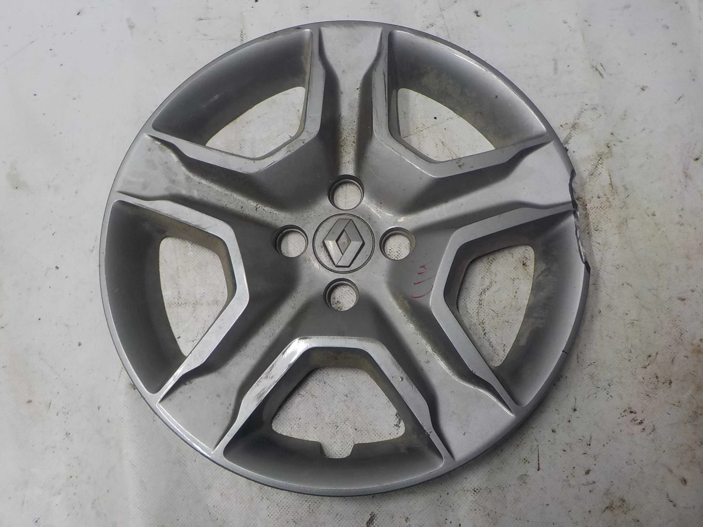 колпак Renault Sandero II (2013—2018)