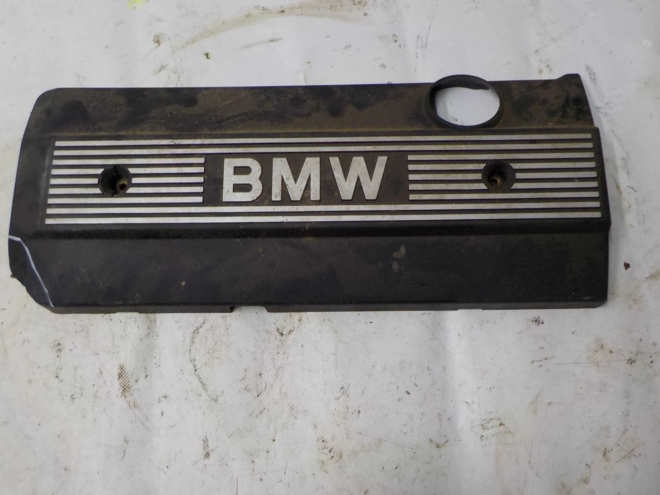 накладка клапанной крышки BMW 5 серия E39 (1995—2000)