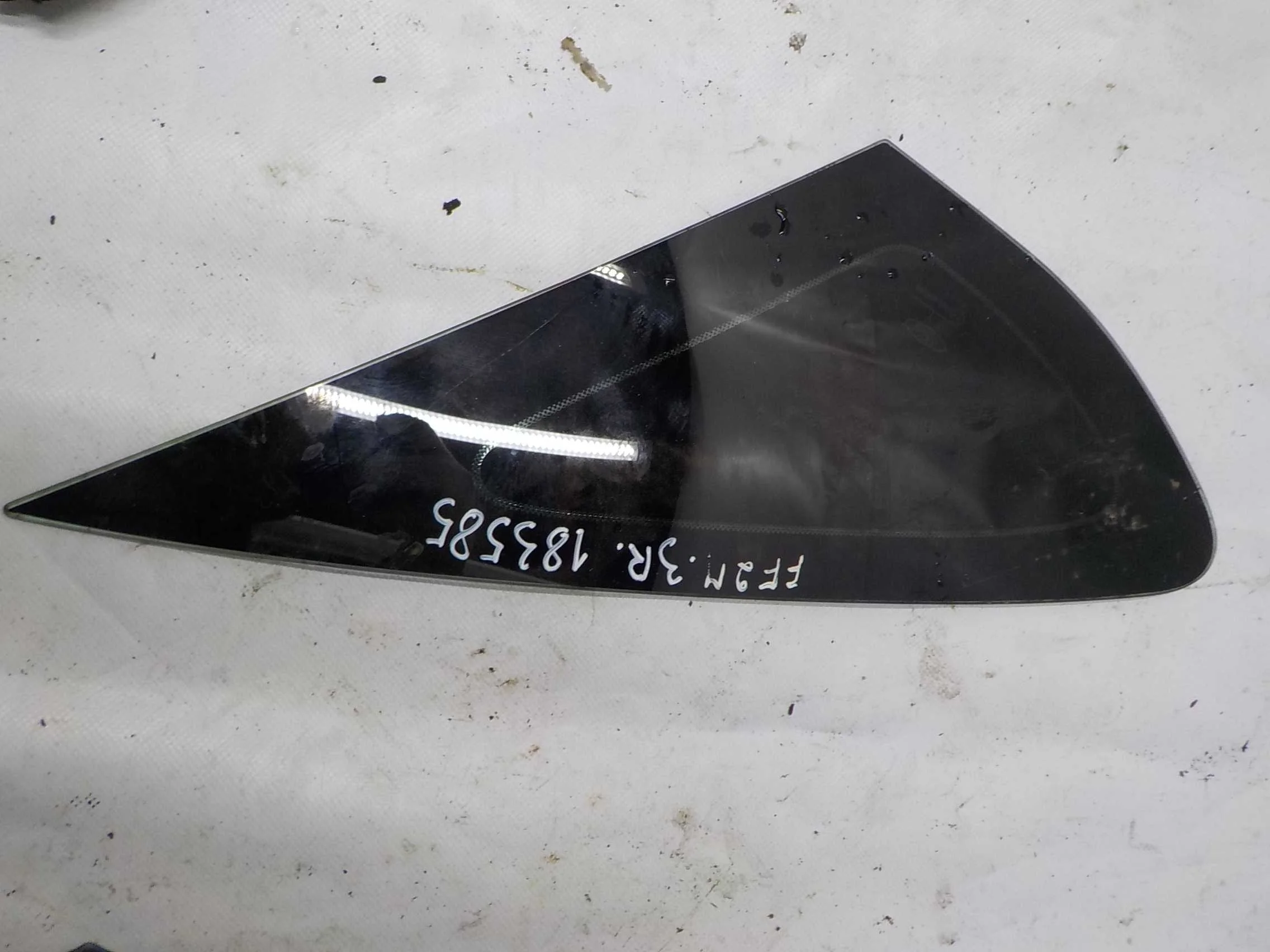 стекло Ford Focus II рестайлинг (2007—2011)