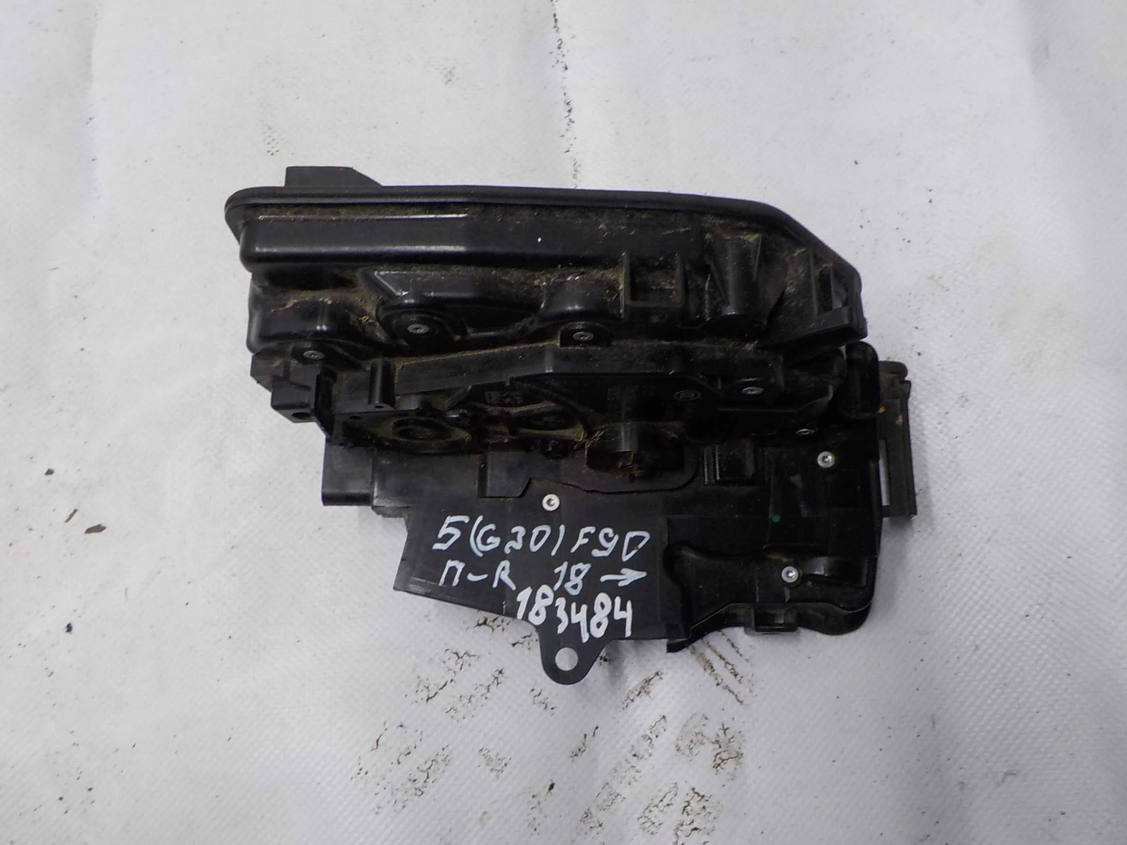 Замок двери BMW 5 серия G30/G31 (2016—2020) Перед Право