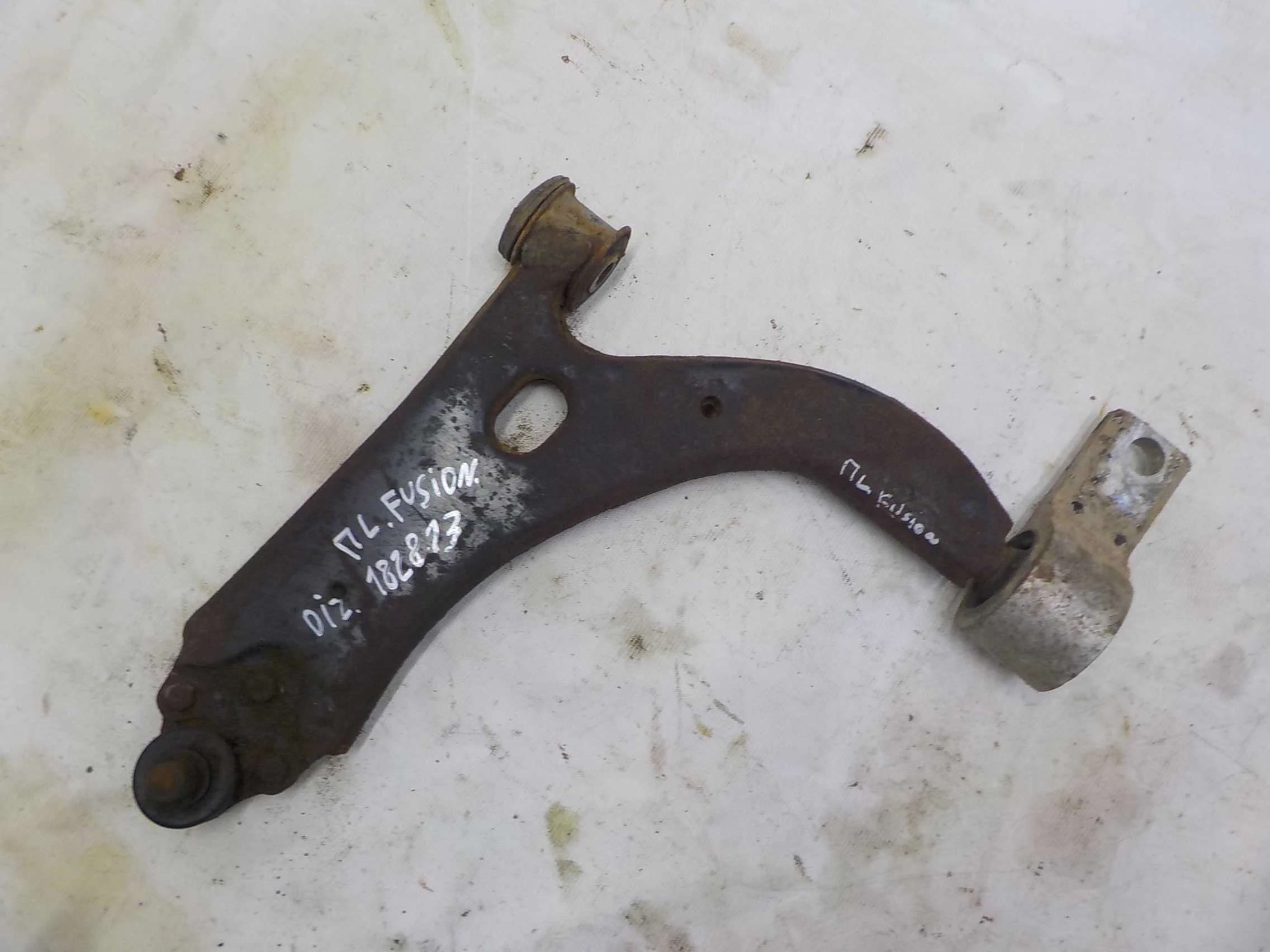 Рычаг Ford Fusion I (2002—2005) Перед Лево