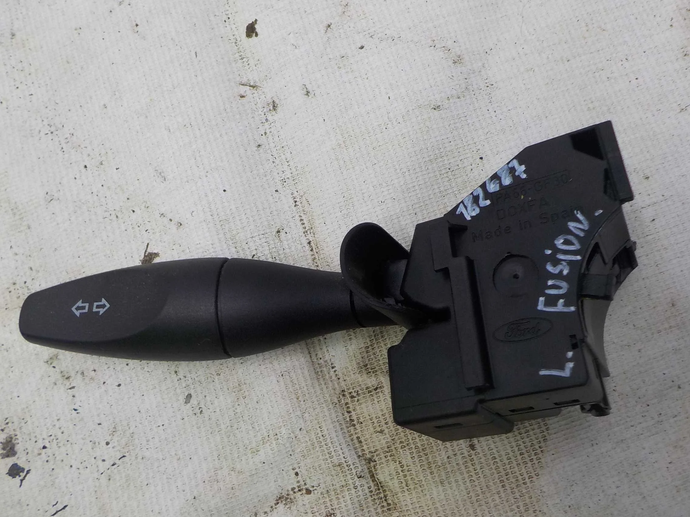 подрулевой переключатель Ford Fusion I (2002—2005)  Лево