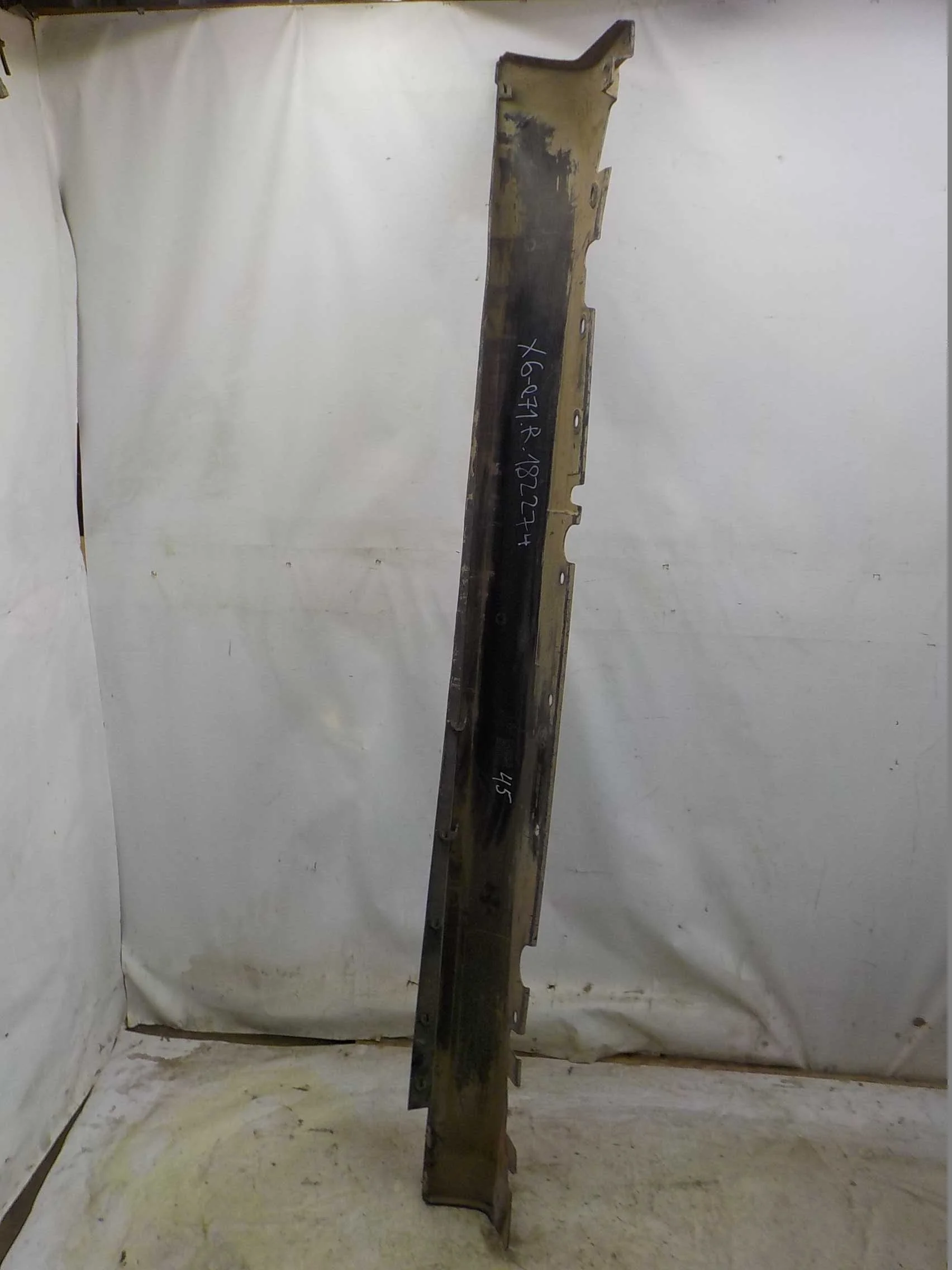 Накладка на порог BMW X6 E71 (2007—2012)  Право