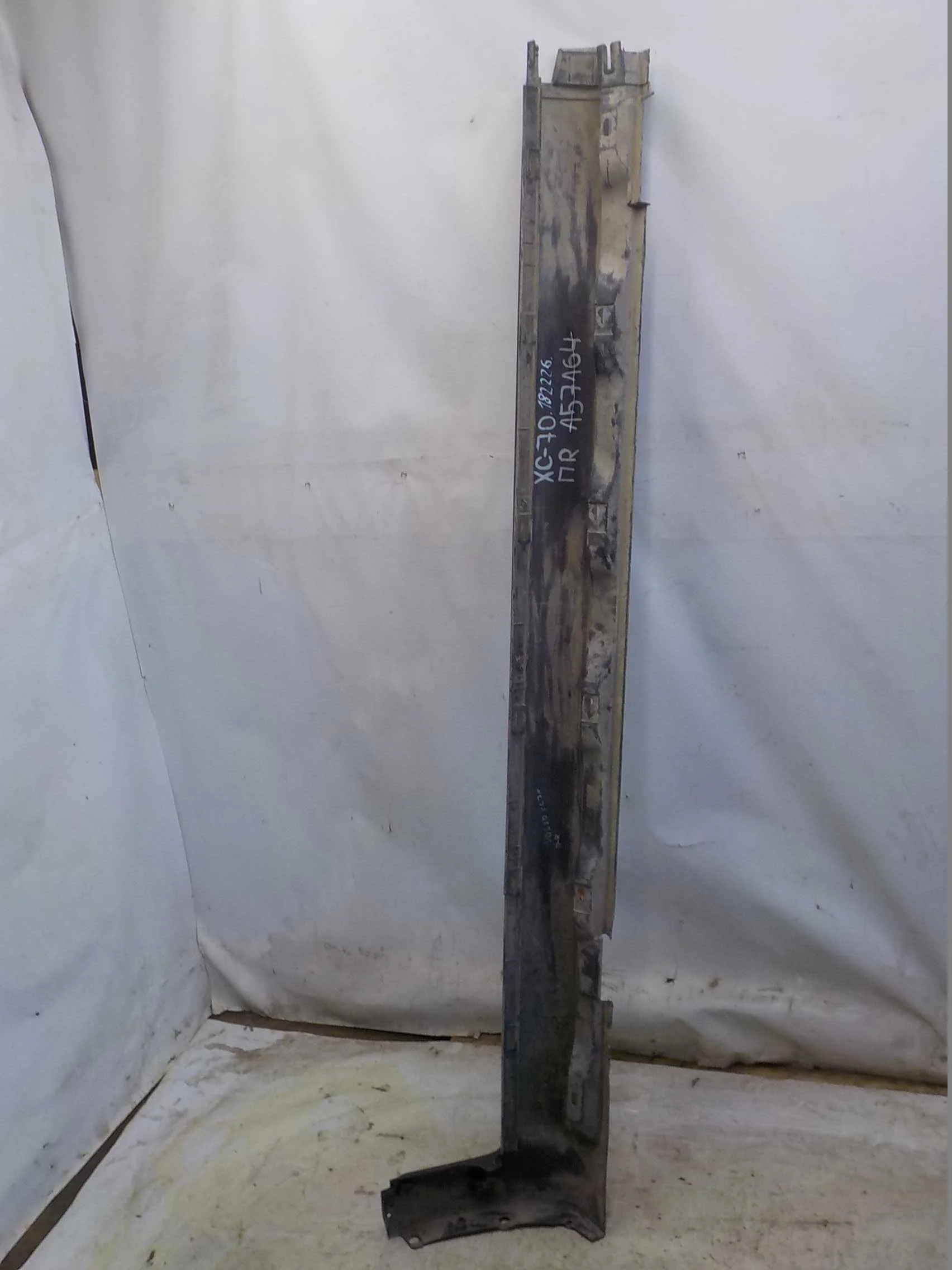 Накладка на порог Volvo XC70 II (2007—2013) Перед Право