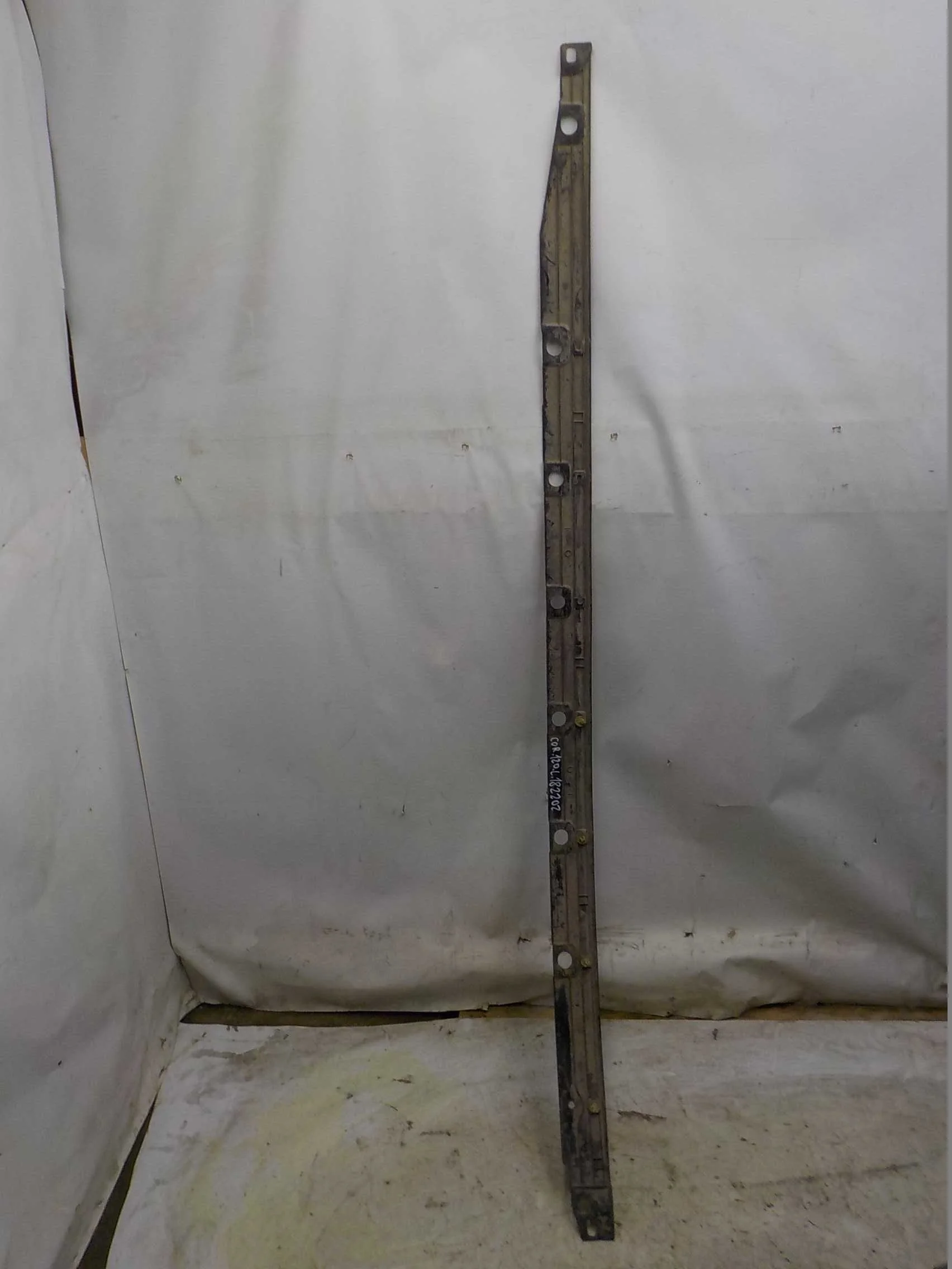 Накладка на порог Toyota Corolla Runx E120 (2000—2004)