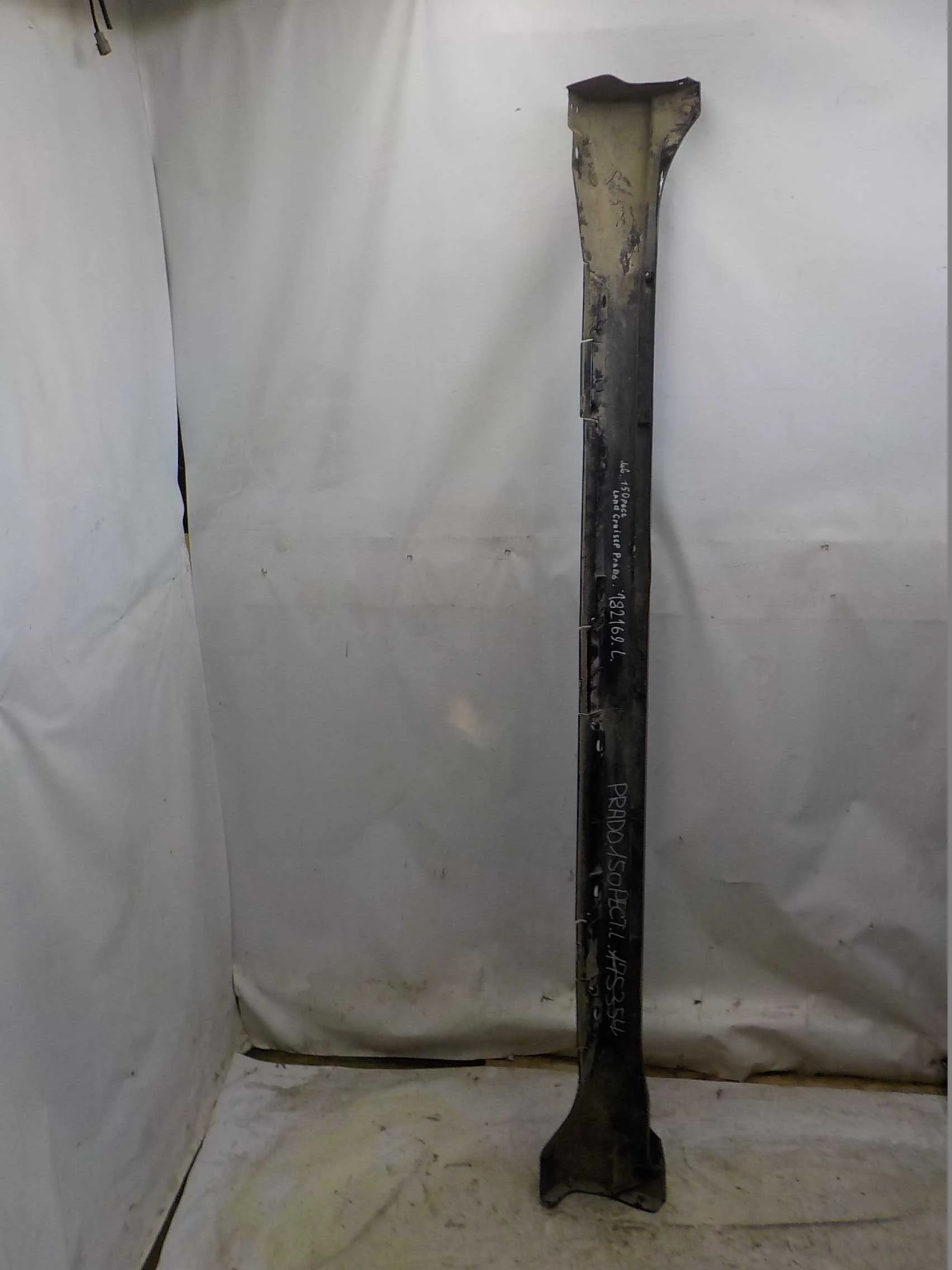 Накладка на порог Toyota Land Cruiser Prado 150 рестайлинг 2 (2017—2025)  Лево