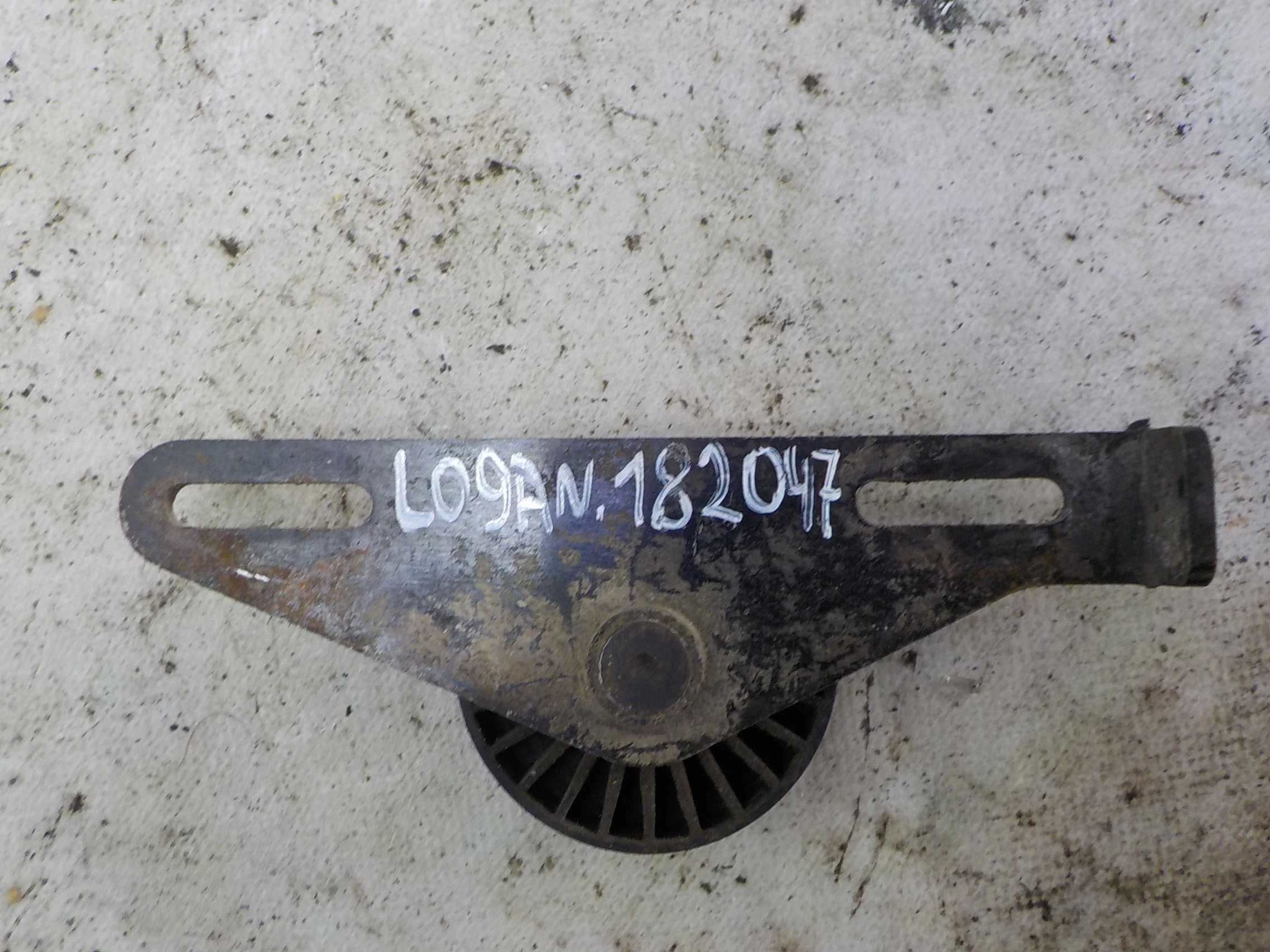 ролик навесного оборудования ВАЗ (LADA) Largus I (2012—2021)