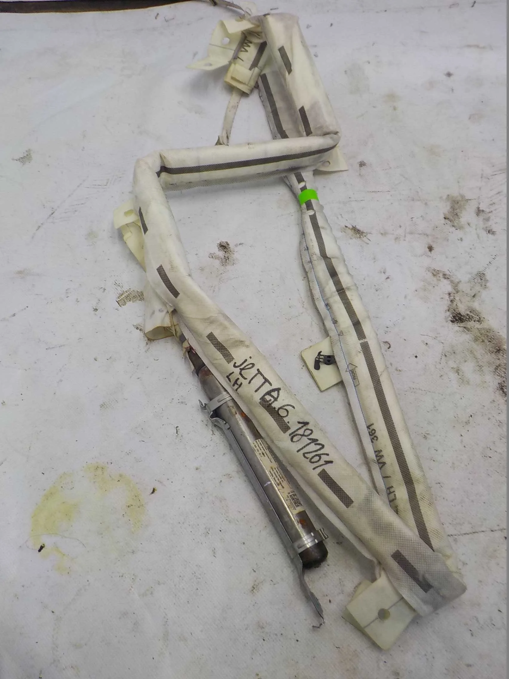 подушка безопасности боковая Volkswagen Jetta VI (2010—2015)  Лево