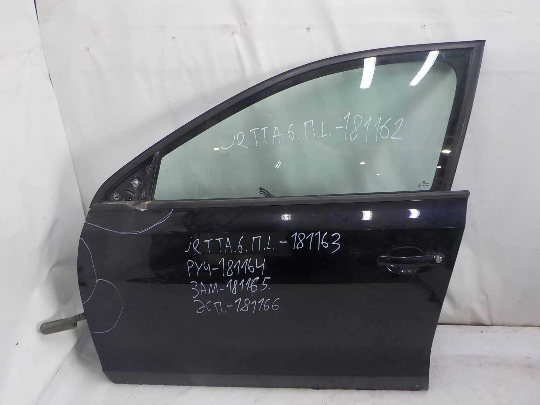 Дверь Volkswagen Jetta VI (2010—2015) Перед Лево