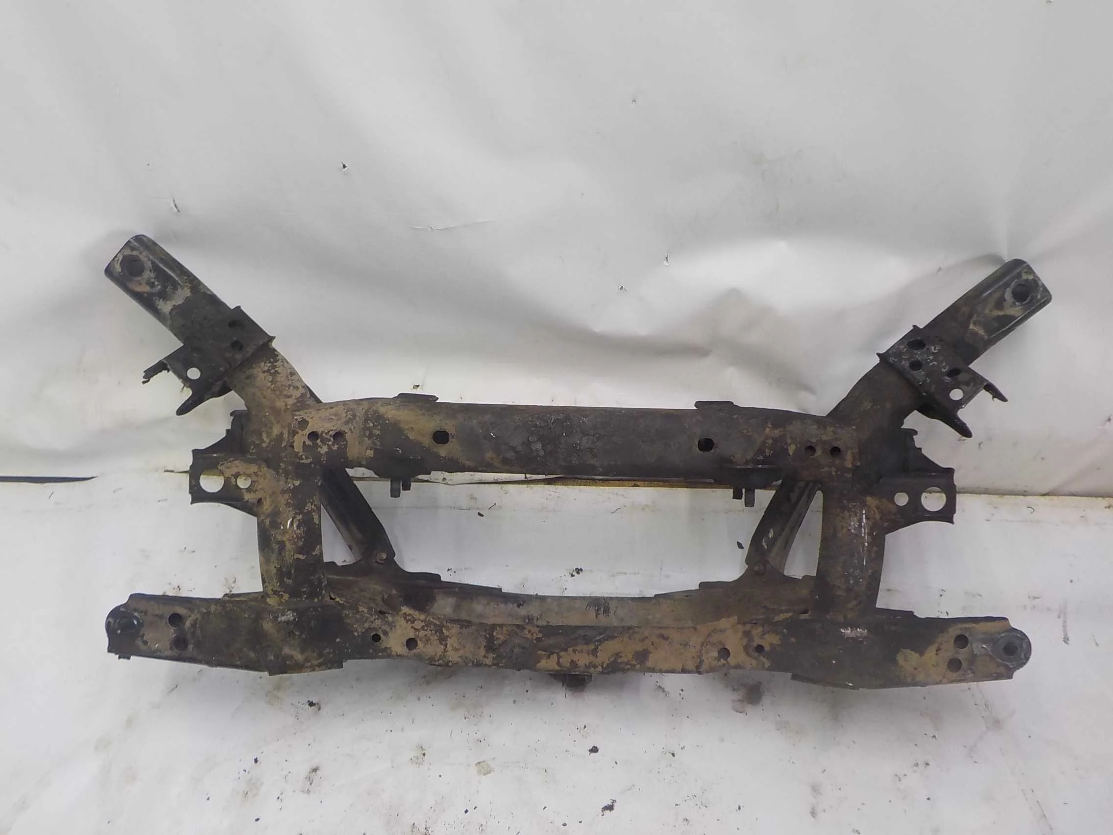 Подрамник Toyota RAV4 III (2005—2010) Зад