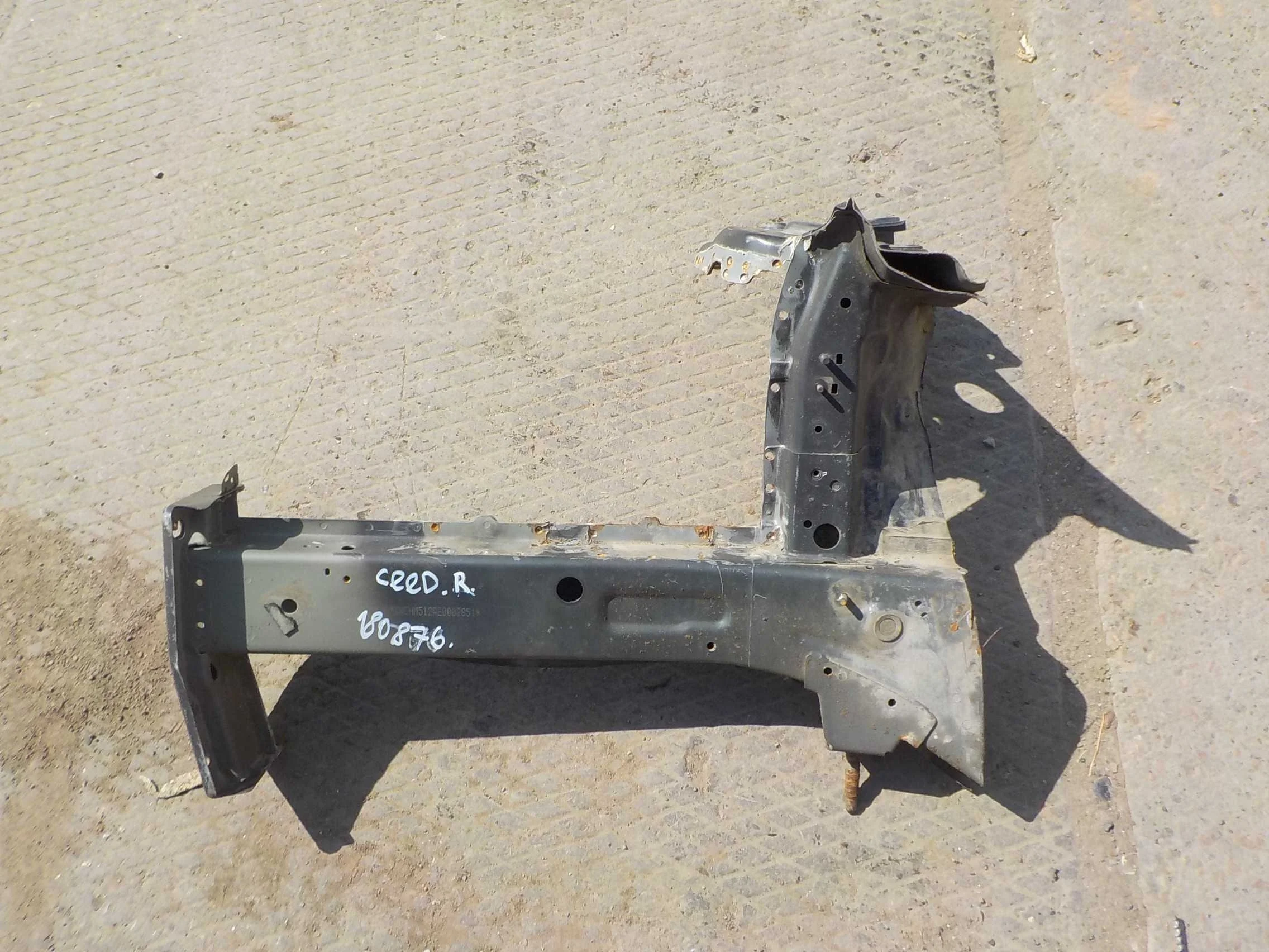 Лонжерон Kia Ceed JD (2012—2015)