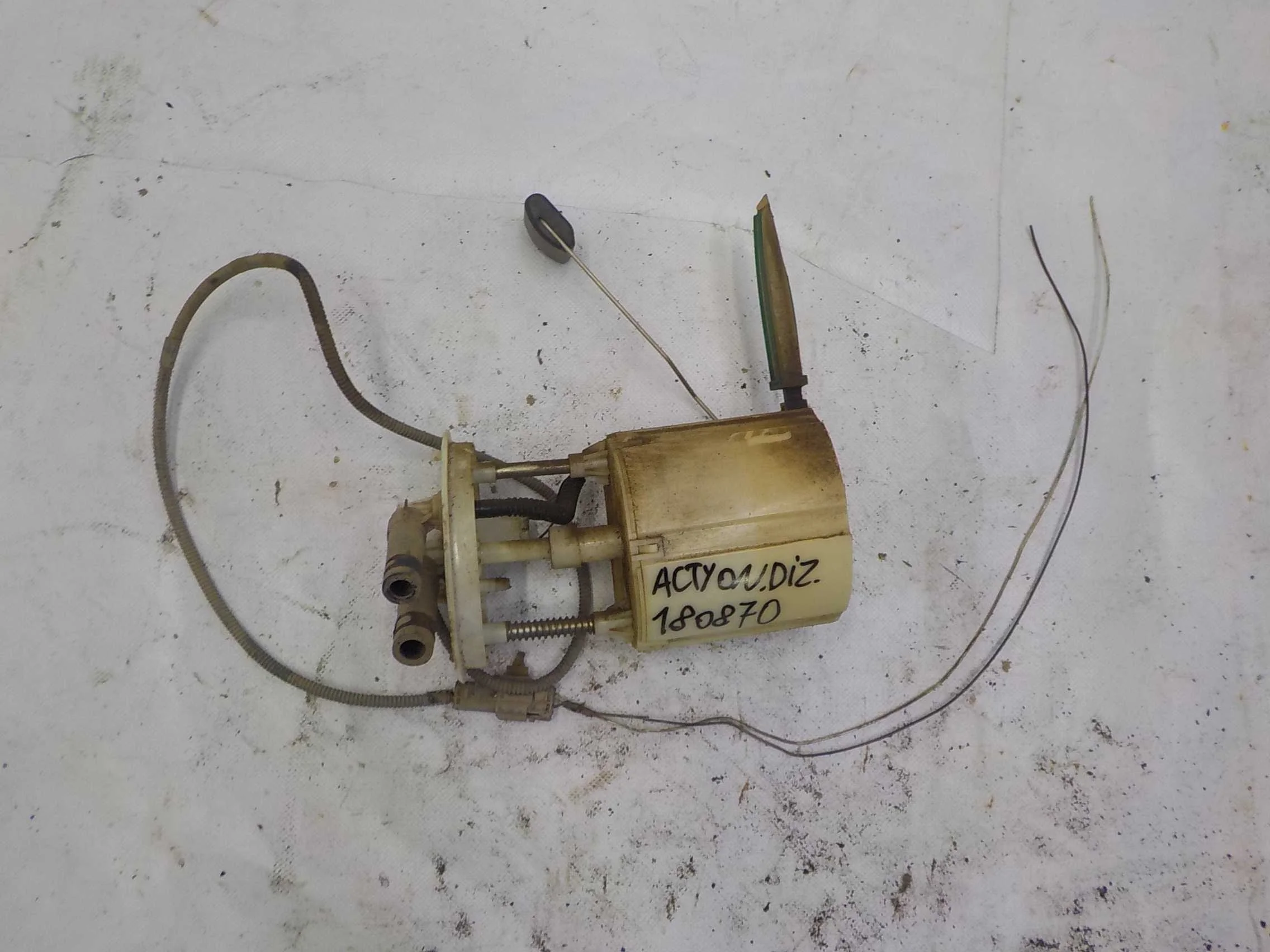 Датчик уровня топлива SsangYong Kyron I рестайлинг (2007—2015)