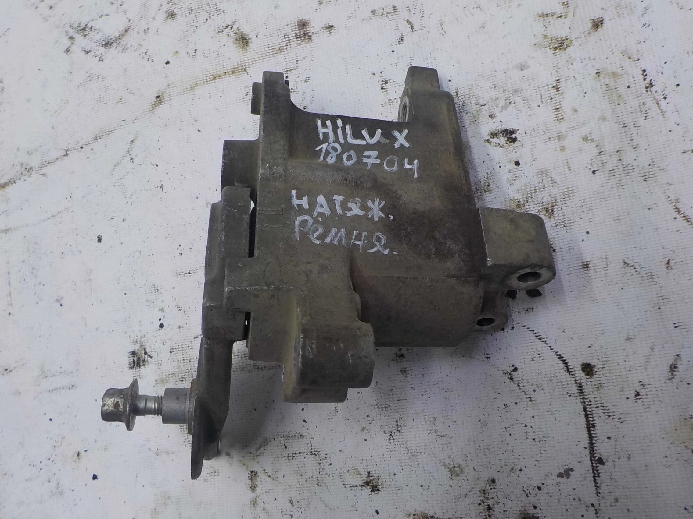 натяжитель ремня генератора Toyota Hilux VII рестайлинг (2011—2015)