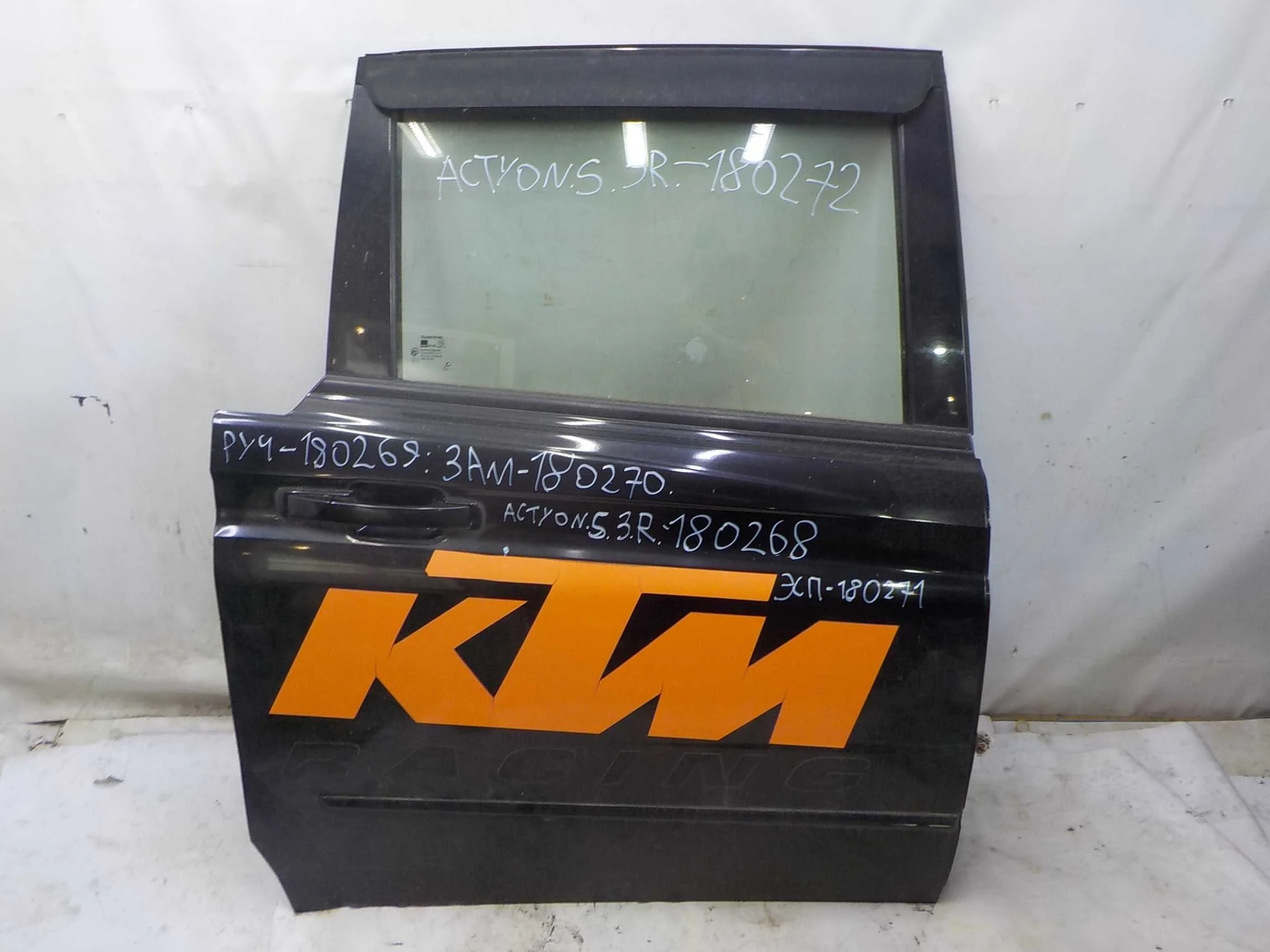 Дверь SsangYong Actyon Sports I (2006—2012) Зад Право