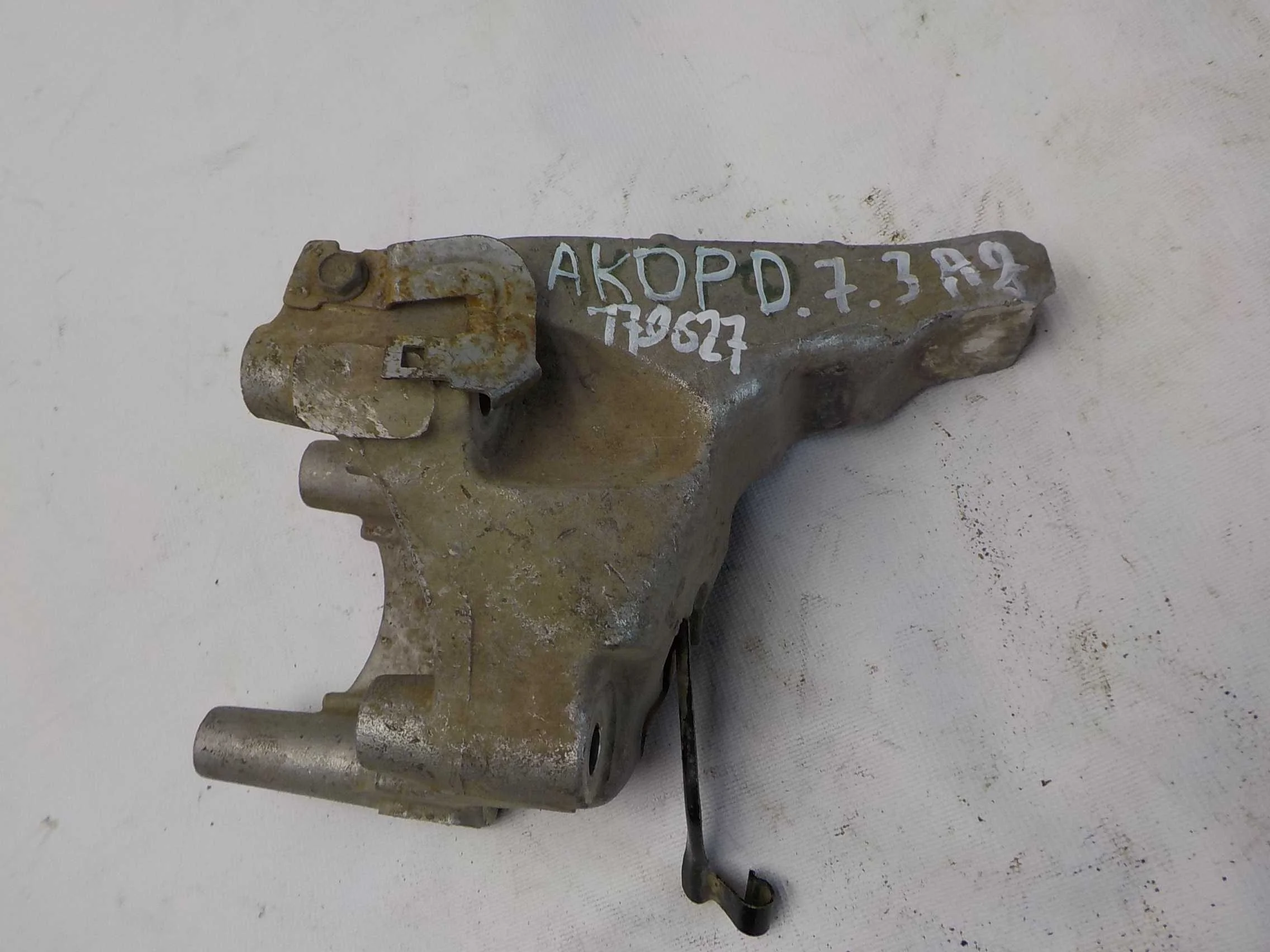 Кронштейн опоры двигателя Honda Accord VII рестайлинг (2005—2008) Зад