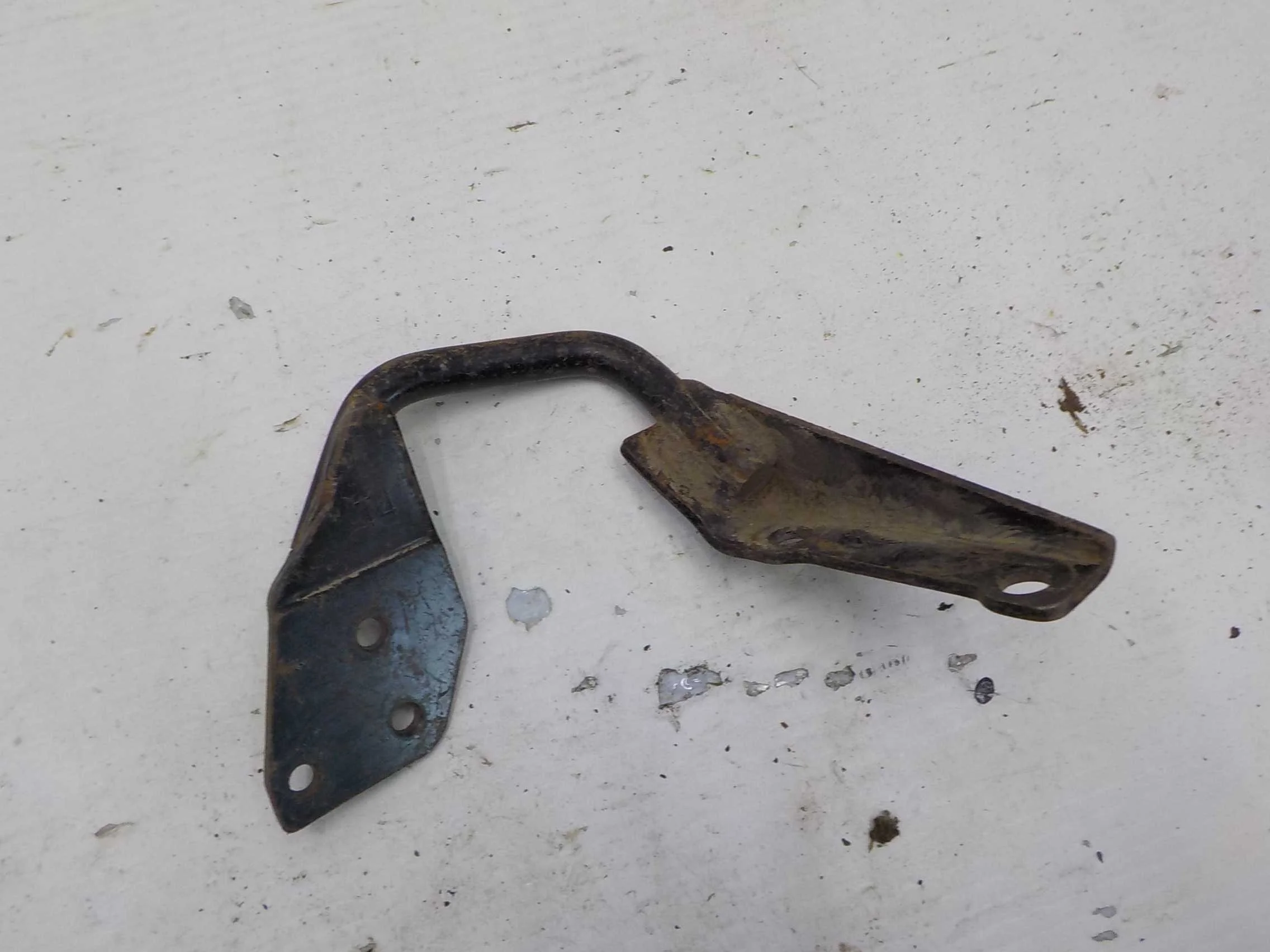 Кронштейн опоры двигателя Chevrolet Aveo I (2003—2008)