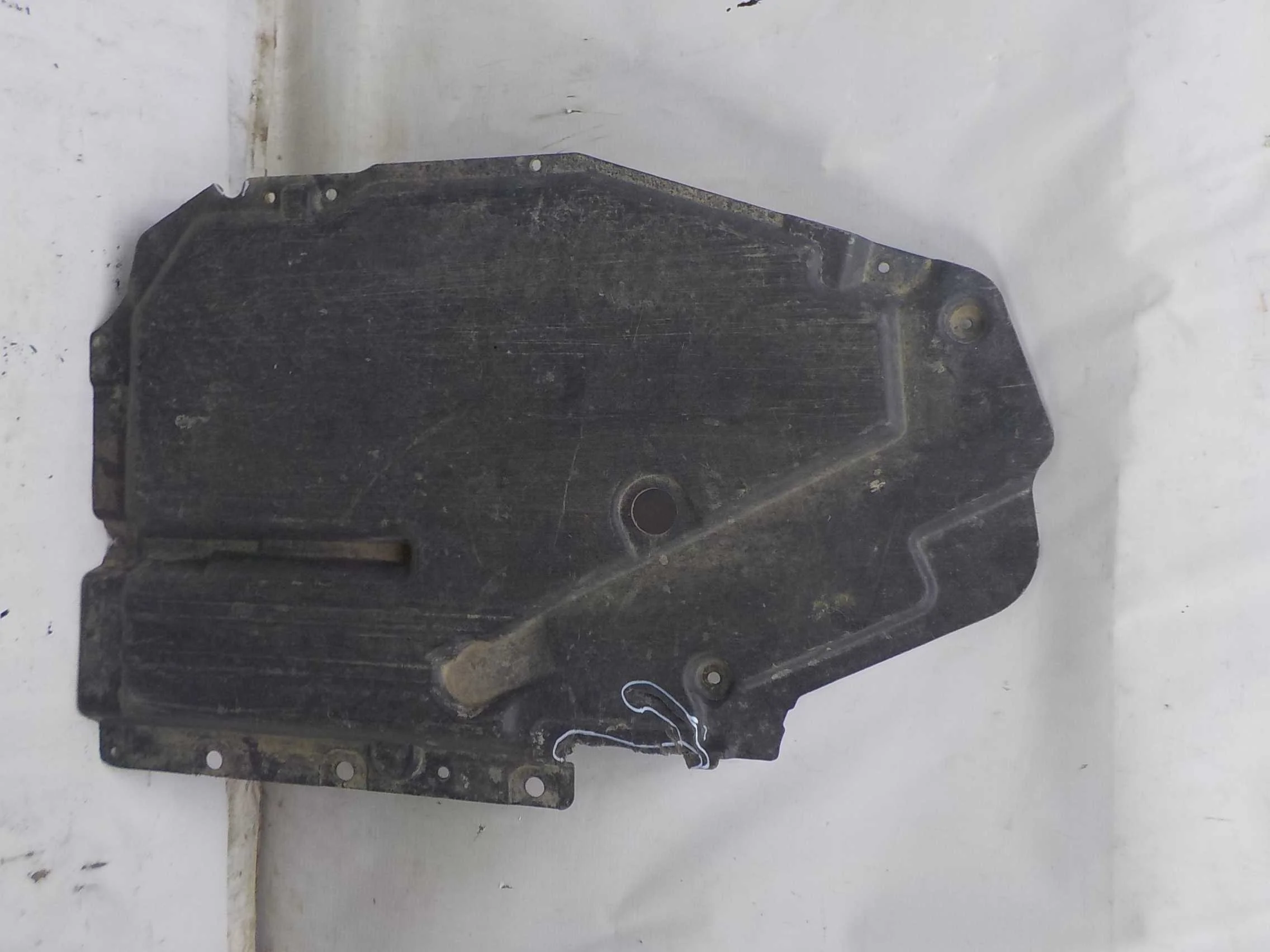 защита бензобака BMW X5 E70 (2006—2010)