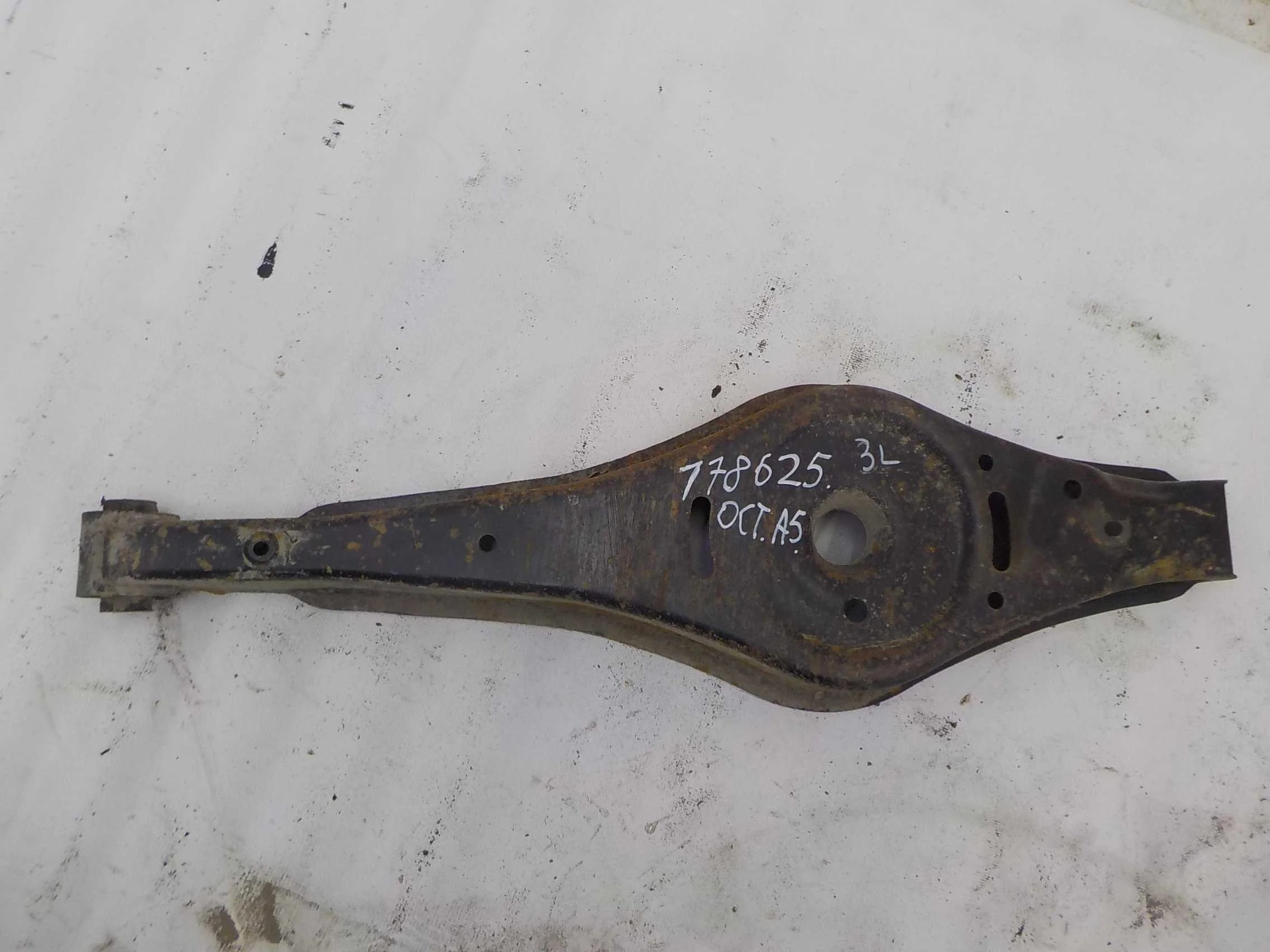 Рычаг Volkswagen Passat B6 (2005—2010)