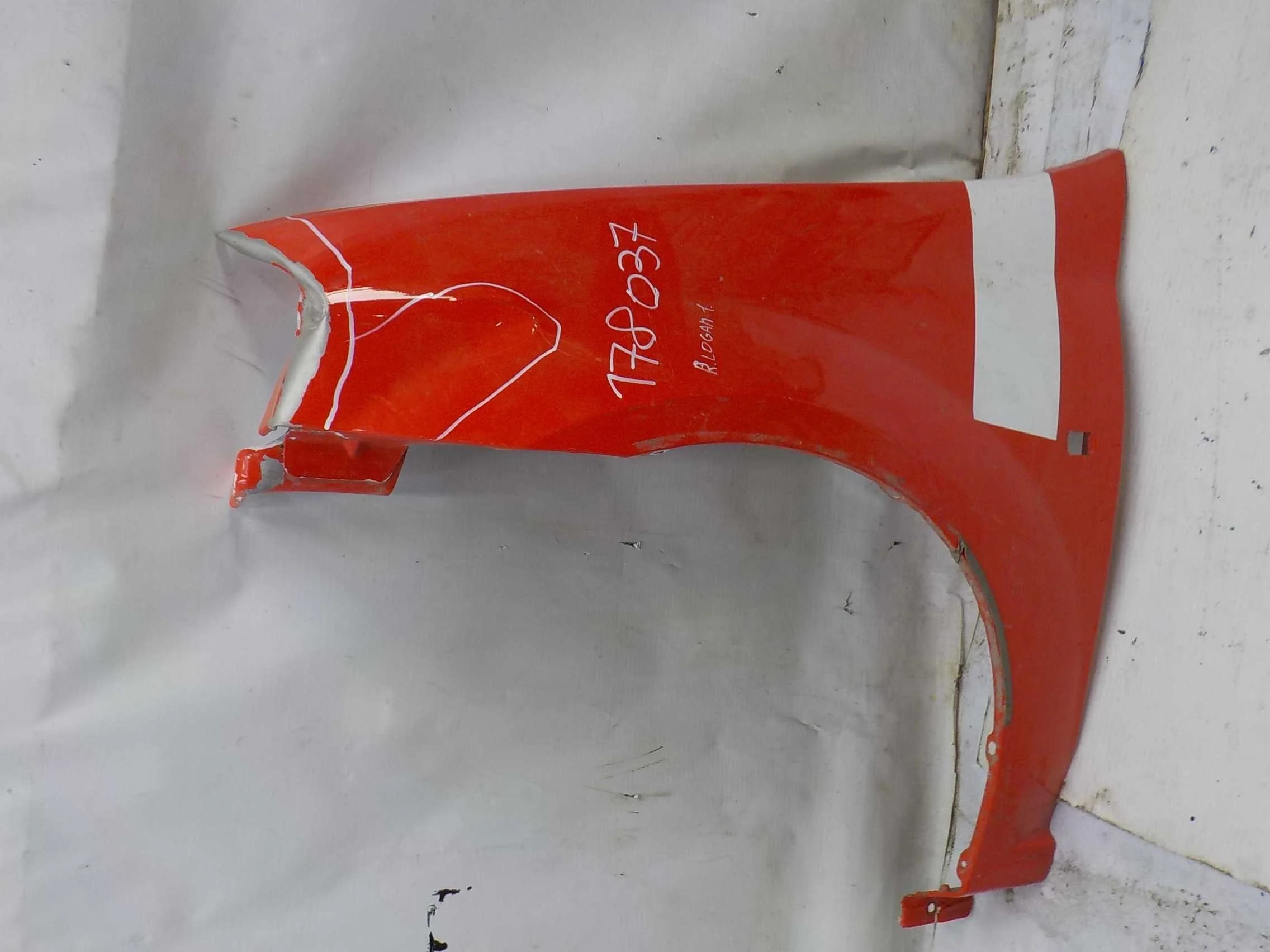 Крыло Renault Logan I рестайлинг (2009—2015) Перед Лево