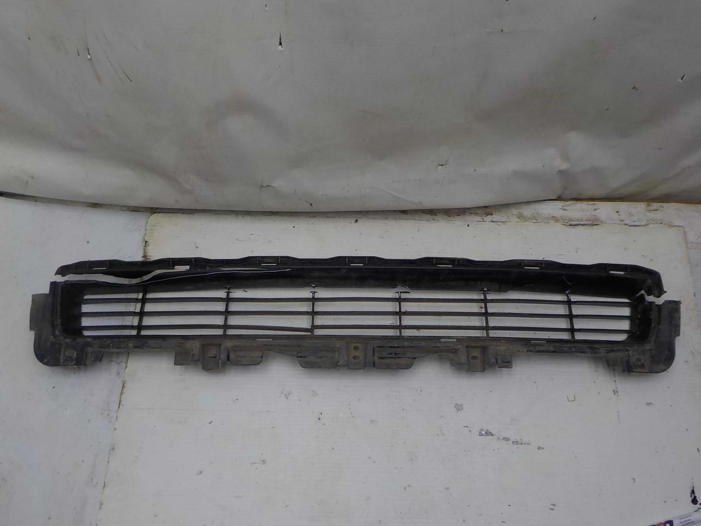 решетка бампера Toyota Land Cruiser Prado 150 (2009—2013) Перед