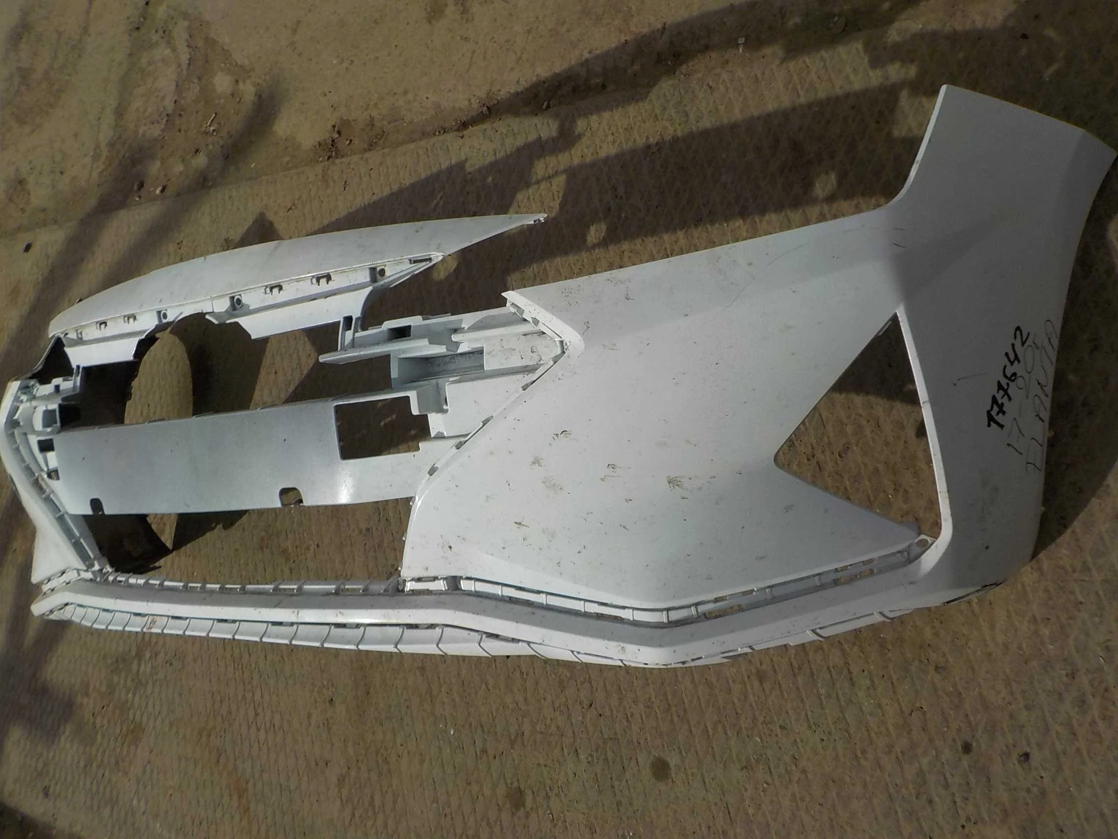 Бампер Hyundai Elantra VI рестайлинг (2018—2020) Перед