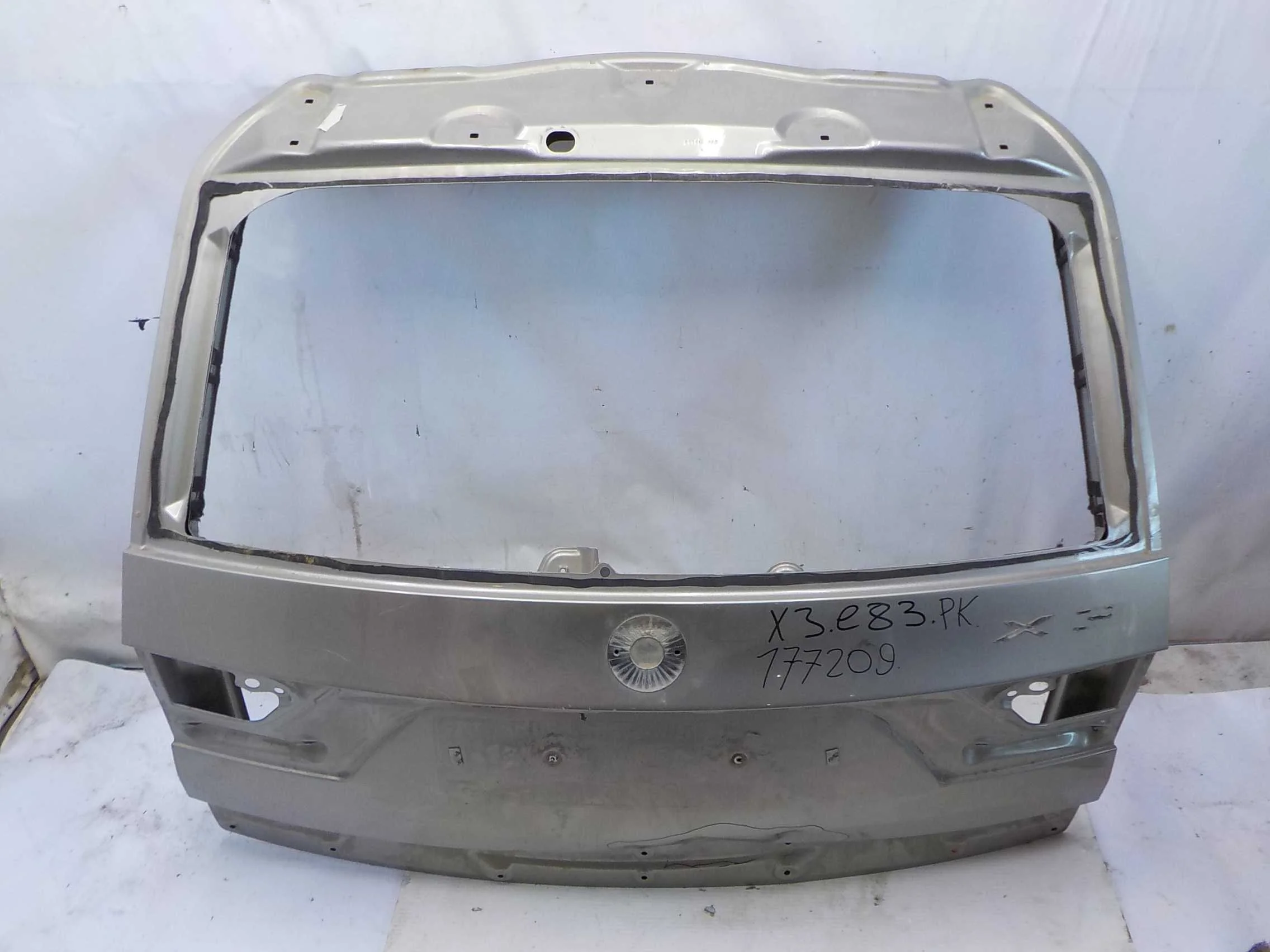 Крышка багажника BMW X3 E83 рестайлинг (2006—2010)