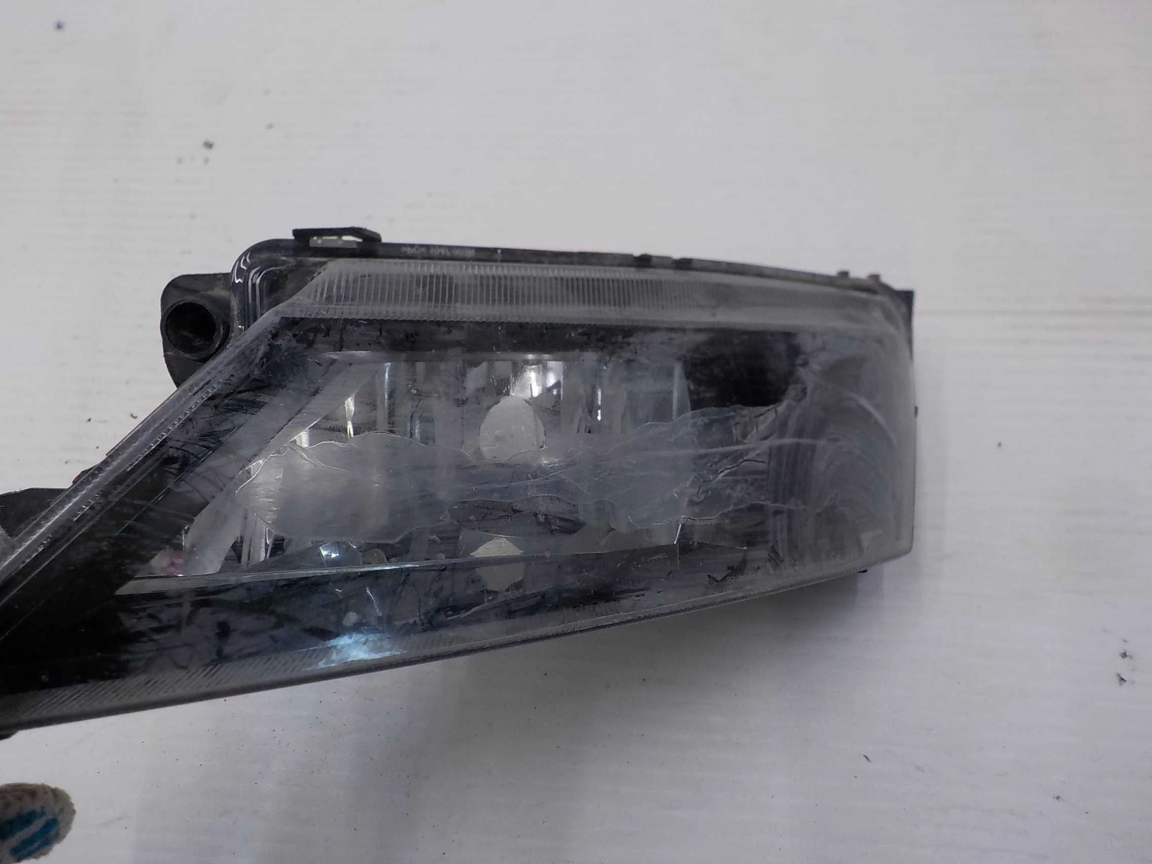 Фара противотуманная Volkswagen Tiguan II (2016—2020)