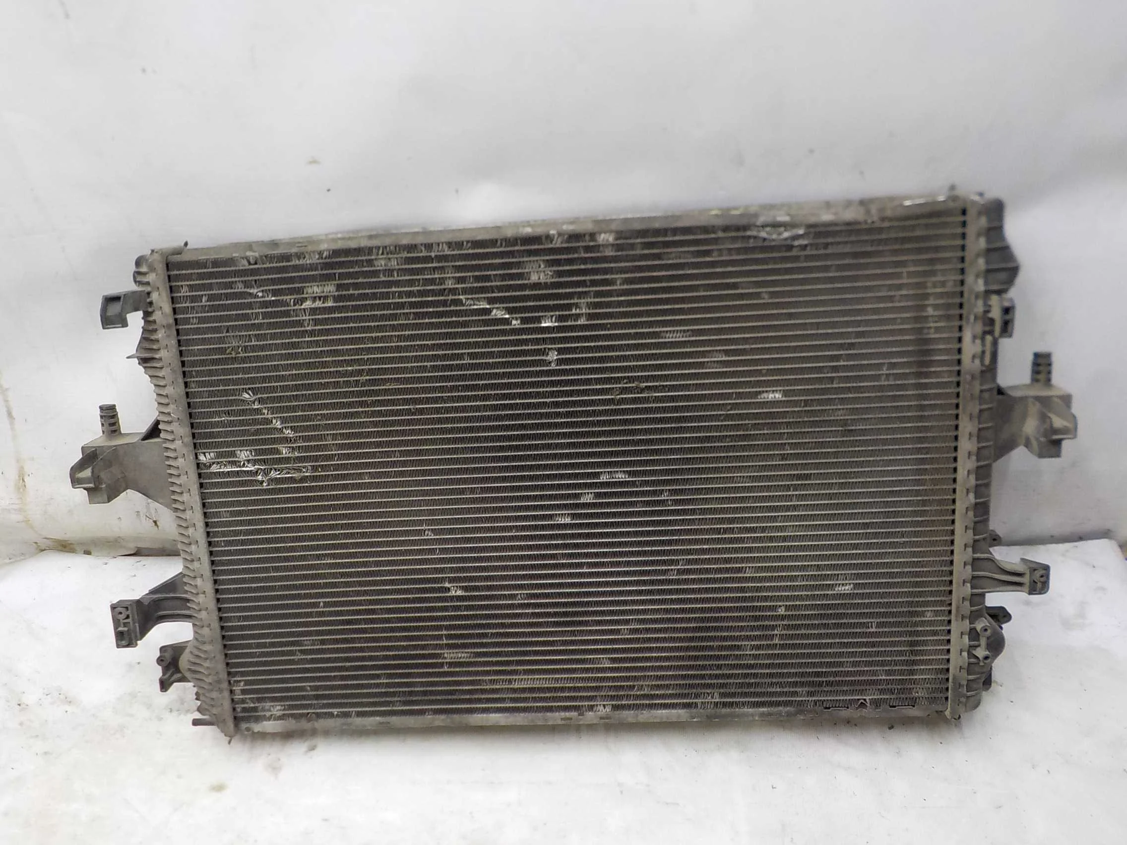 Радиатор основной Volkswagen Multivan T5 (2003—2009)