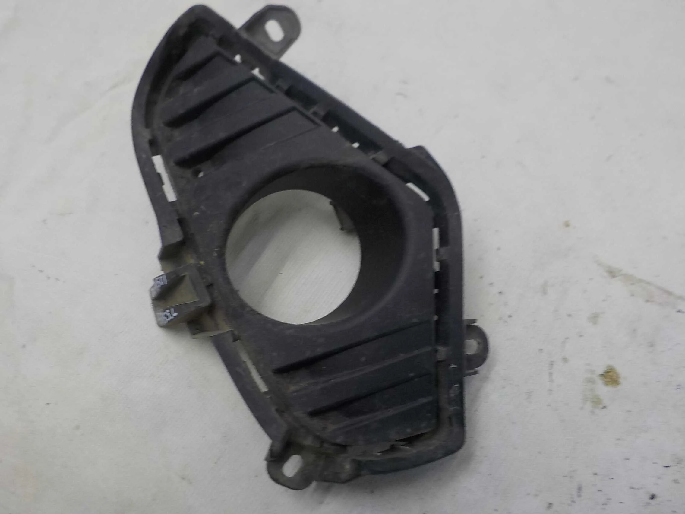 накладка на бампер Toyota RAV4 V (2018—2026)