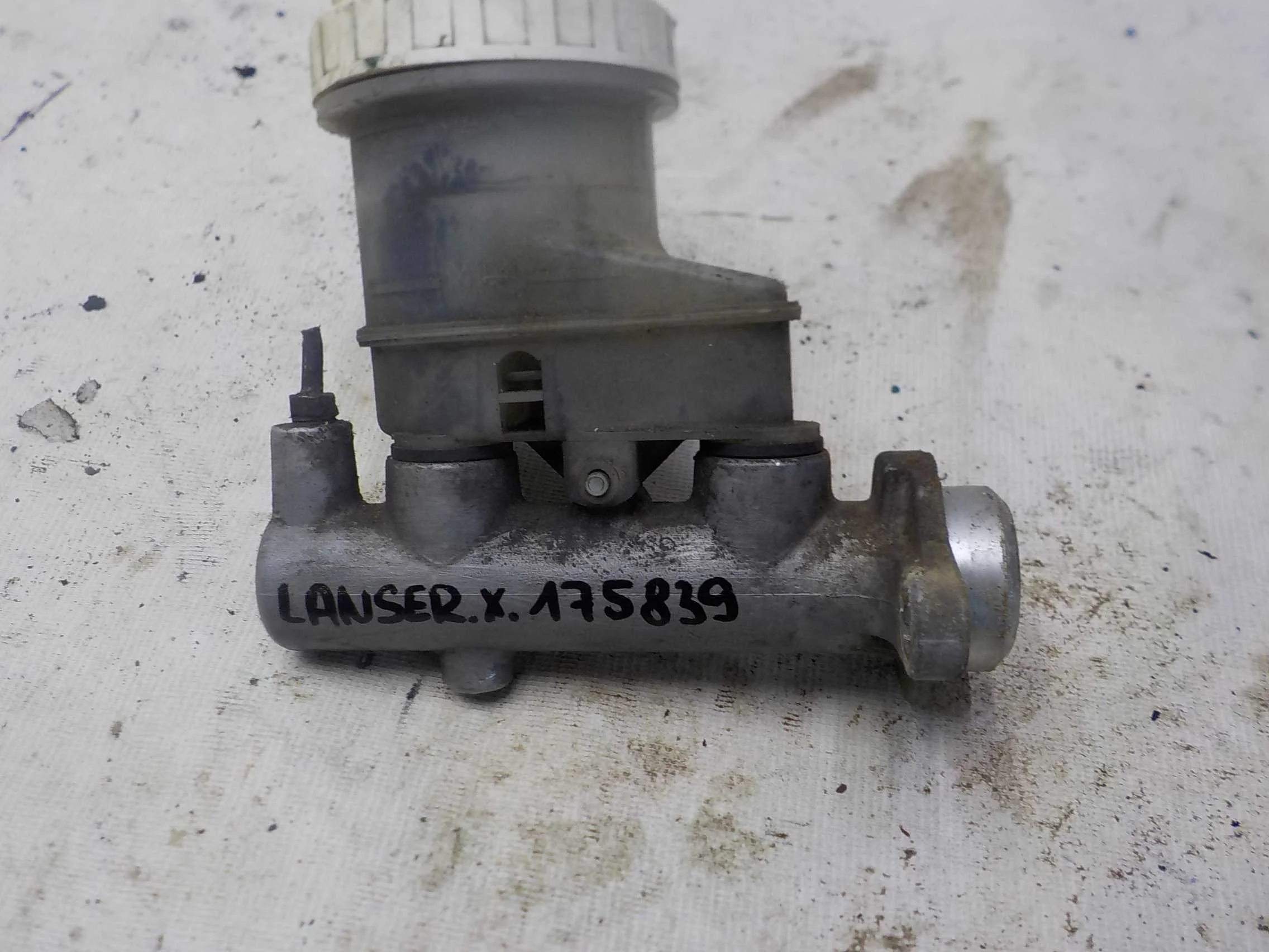 тормозной цилиндр Mitsubishi Lancer X (2007—2010)