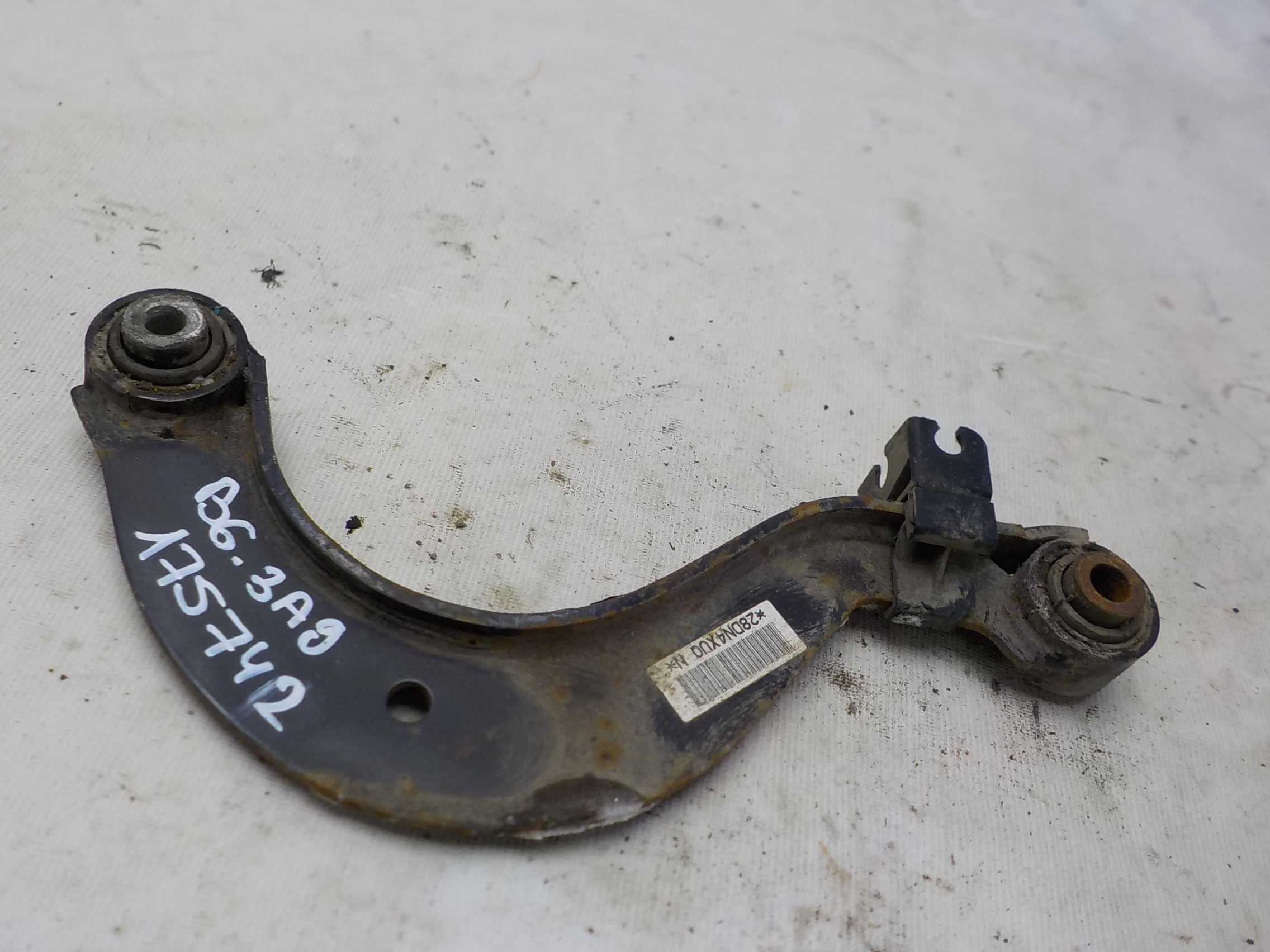 Рычаг Audi Q3 I (2011—2014) Зад