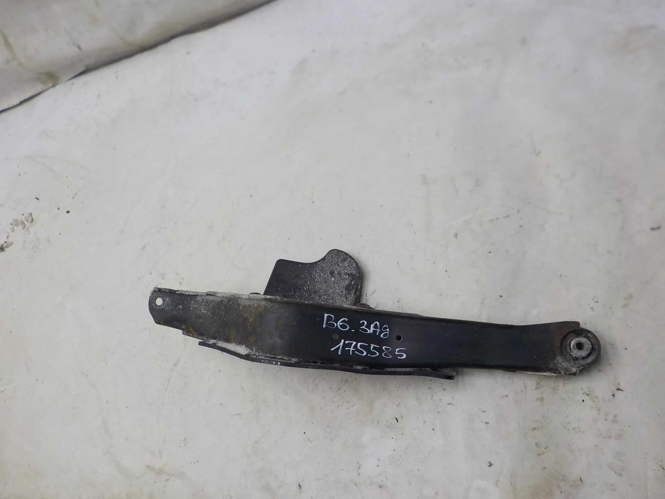 Рычаг Volkswagen Passat B6 (2005—2010) Зад