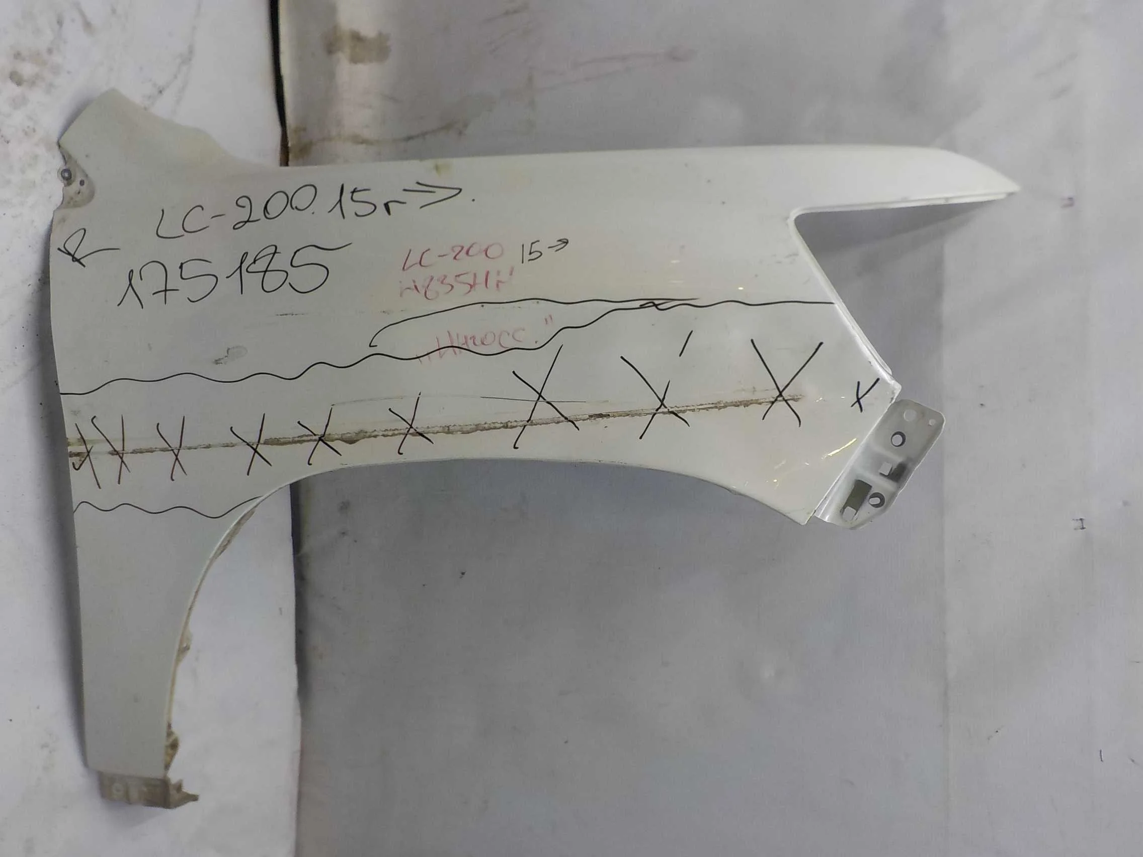 Крыло Toyota Land Cruiser 200 рестайлинг 2 (2015—2021) Перед Право