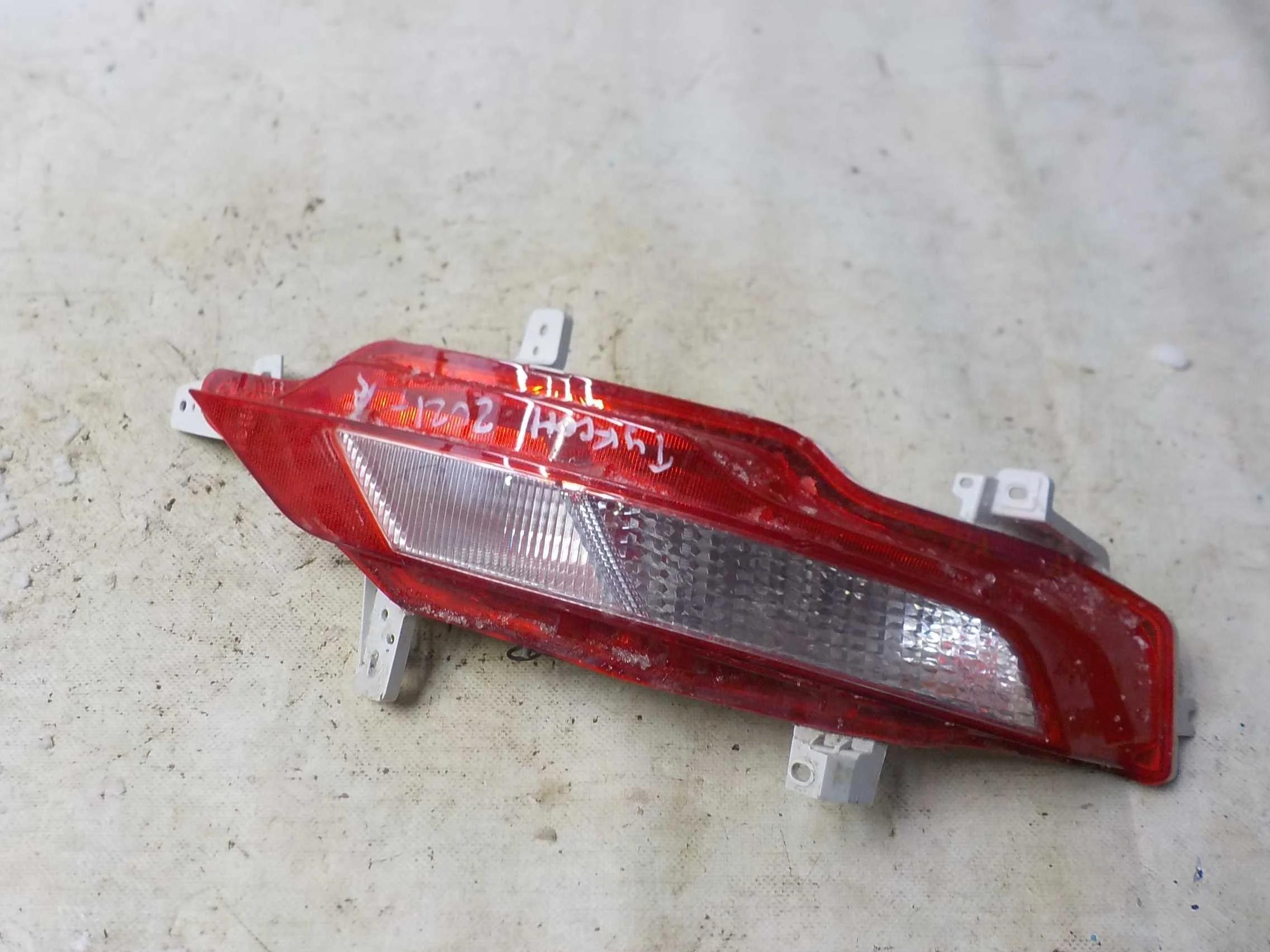 Фонарь задний противотуманный Hyundai Tucson IV (2020—2025) Зад Право