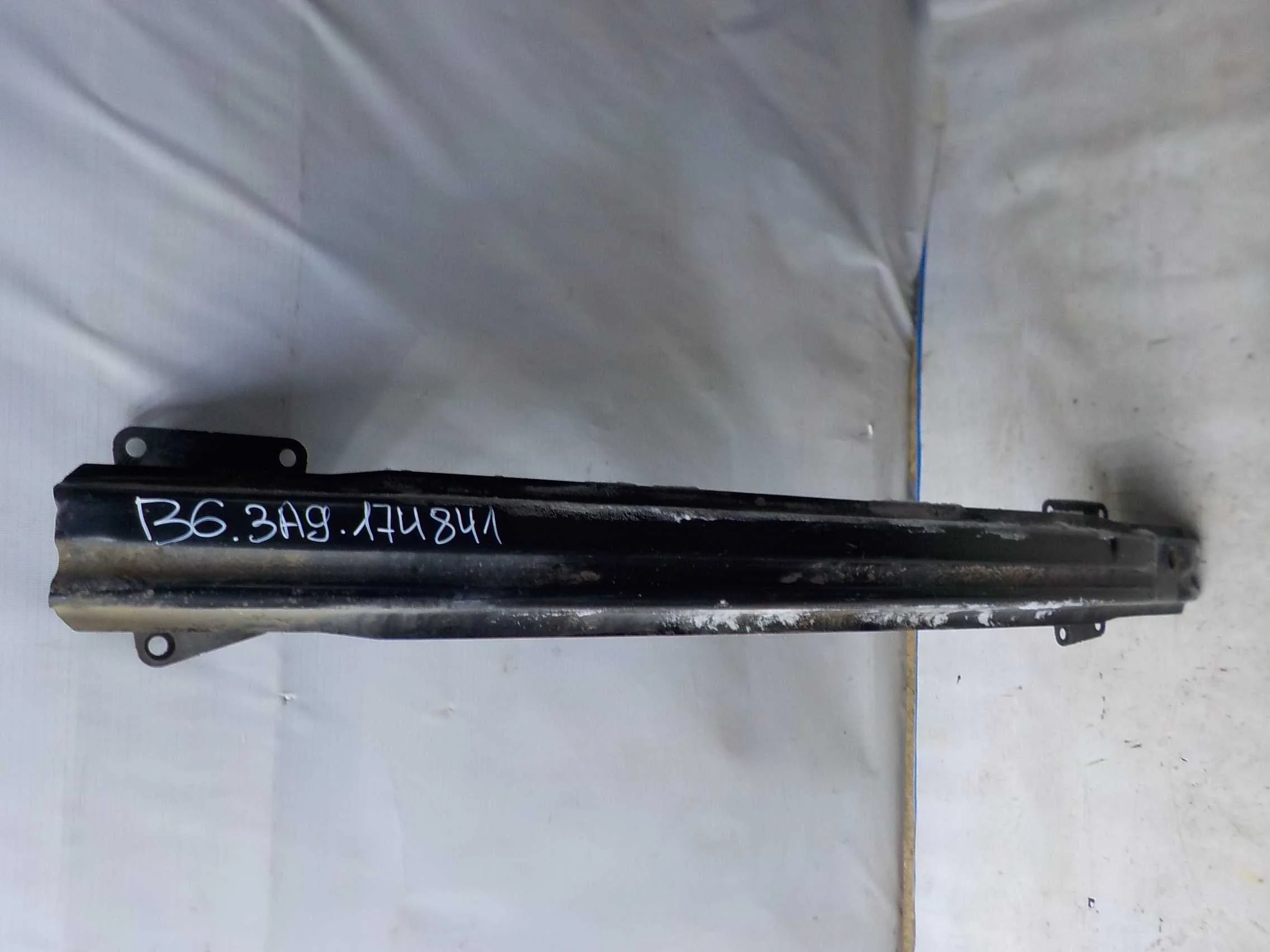 Усилитель бампера Volkswagen Passat B6 (2005—2010) Зад