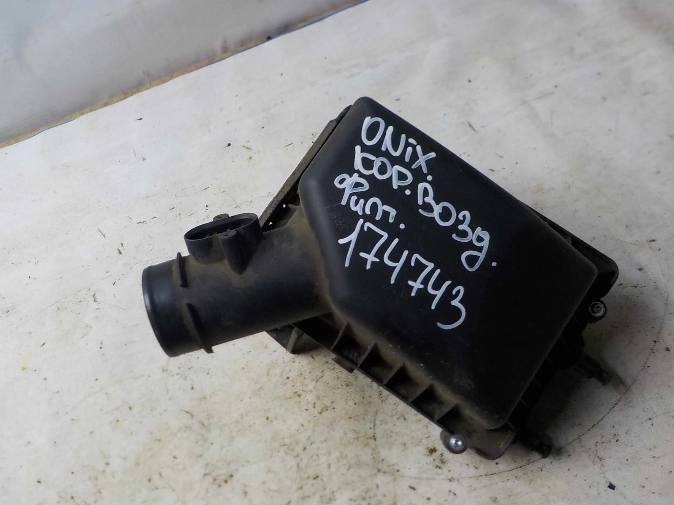 Корпус воздушного фильтра Chevrolet Onix II (2019—2026)