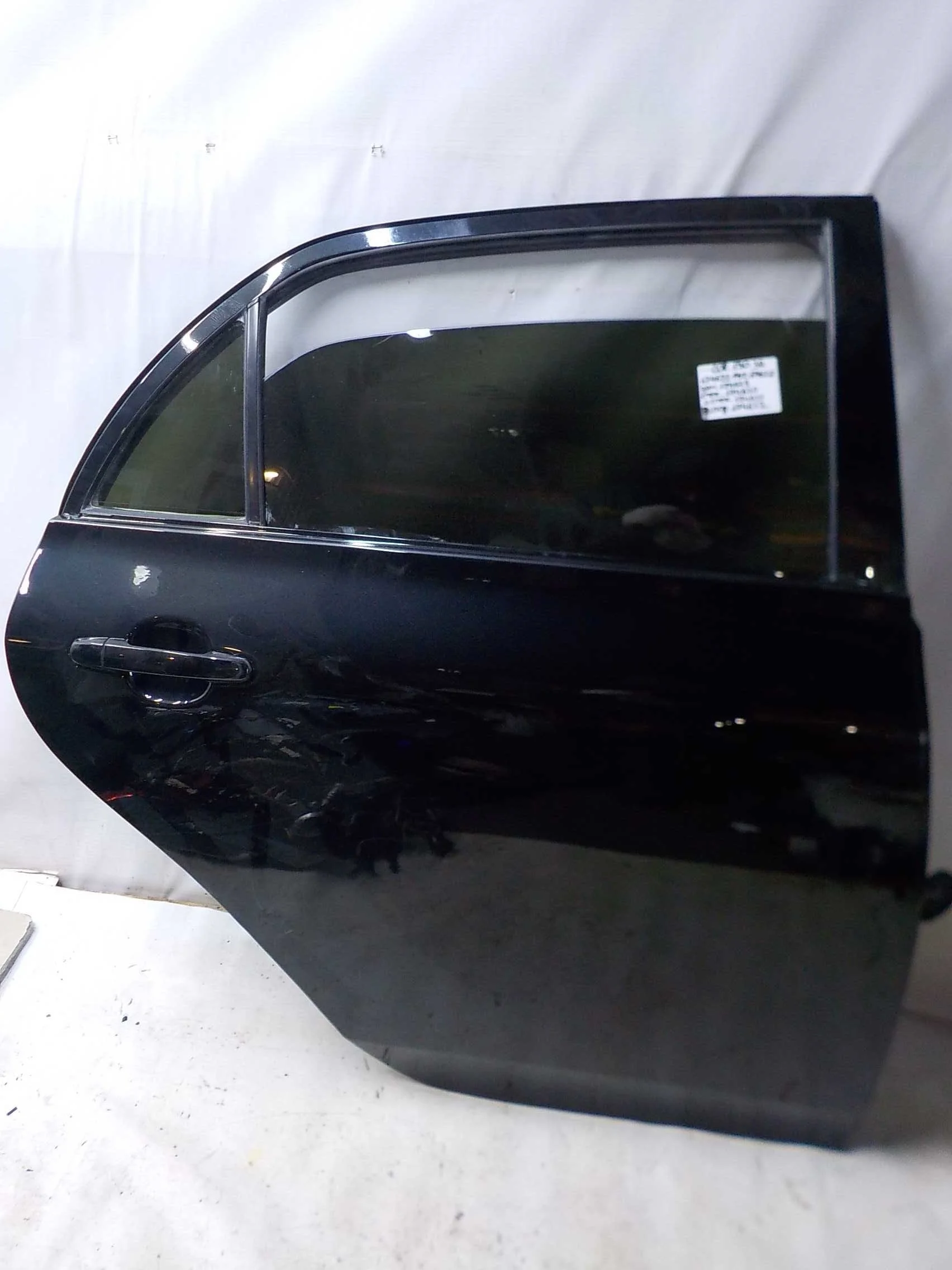 стекло Toyota Corolla X (2006—2010)