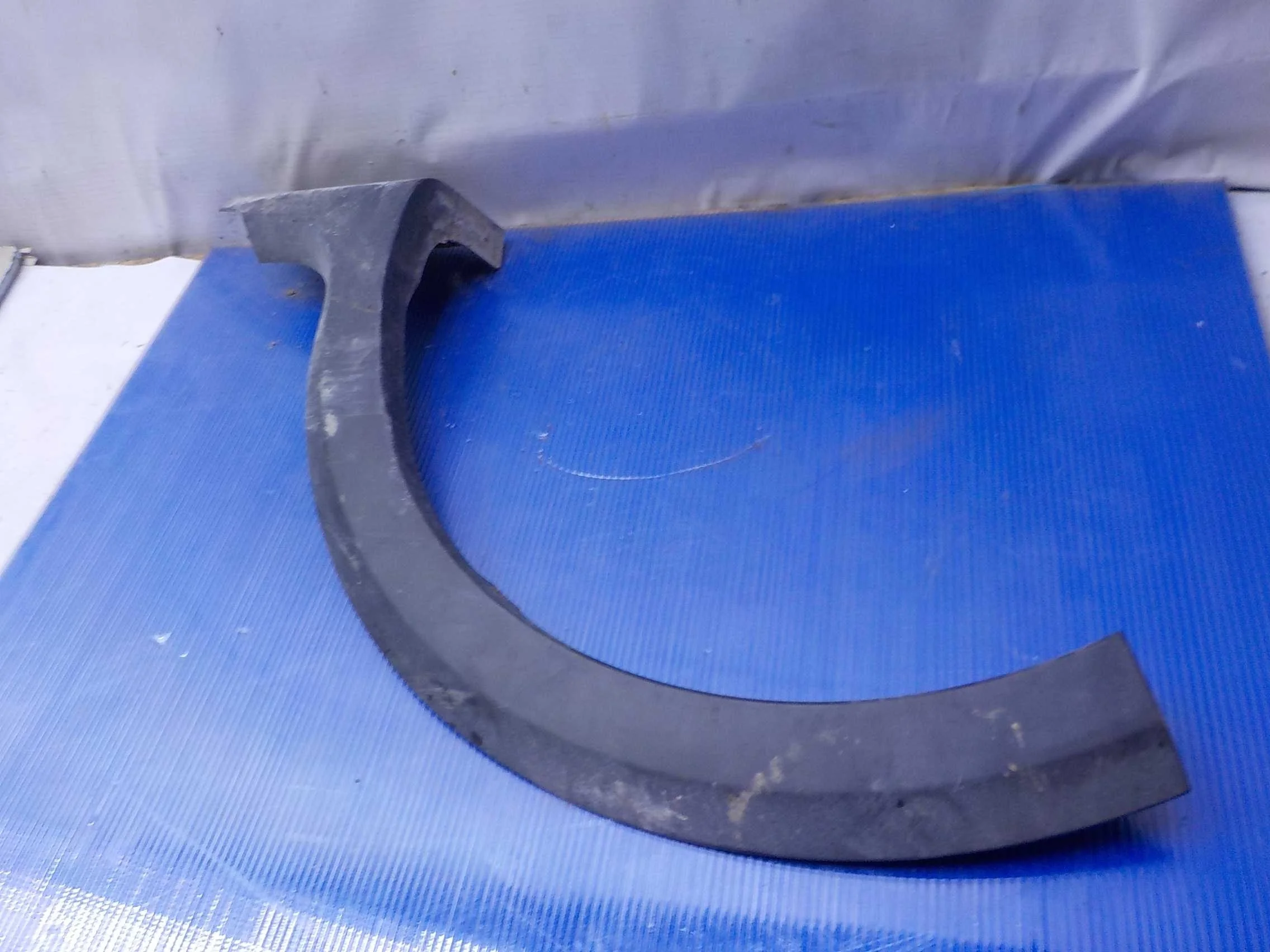 Накладка на крыло Renault Sandero I (2009—2014) Зад Право