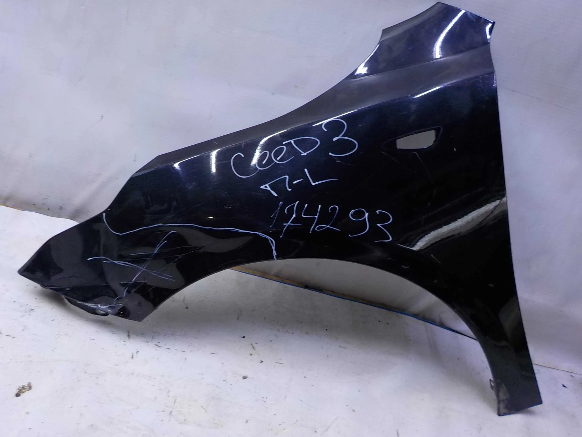 Крыло Kia Ceed CD (2018—2021) Перед Лево