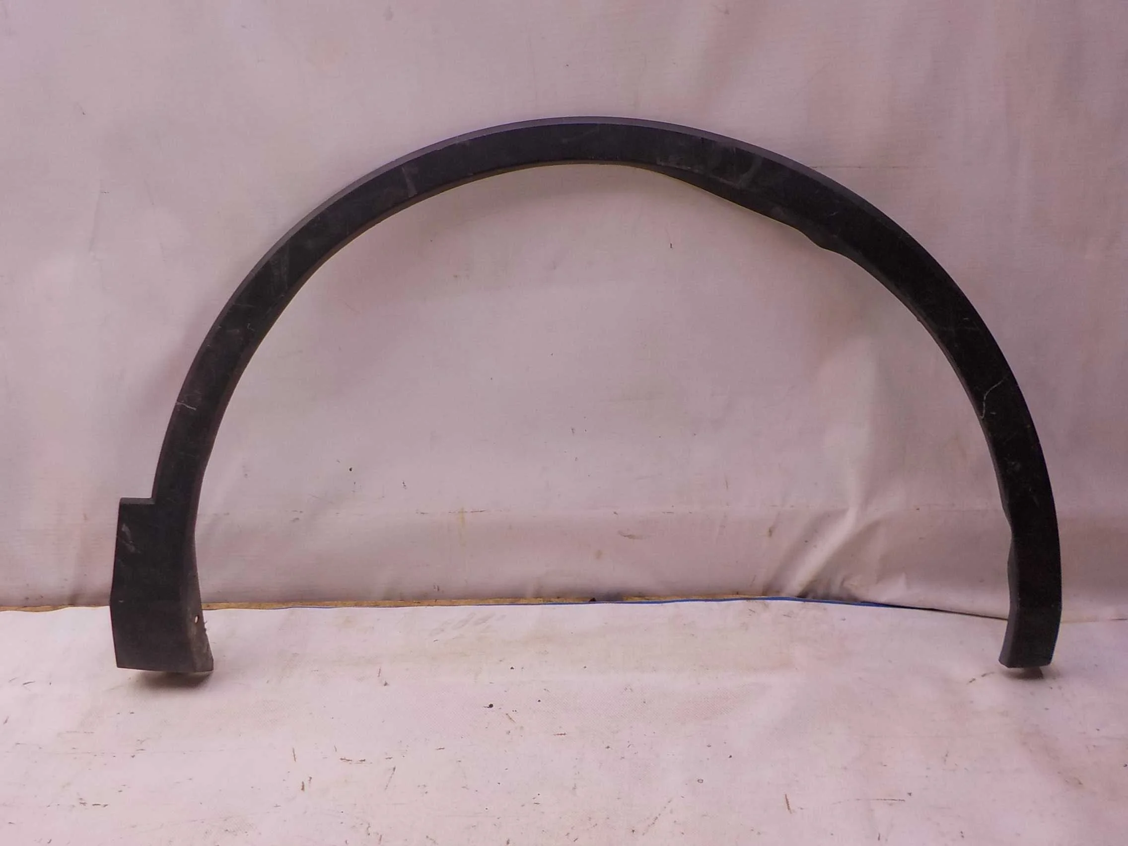 Накладка на крыло Volkswagen Tiguan II (2016—2020)