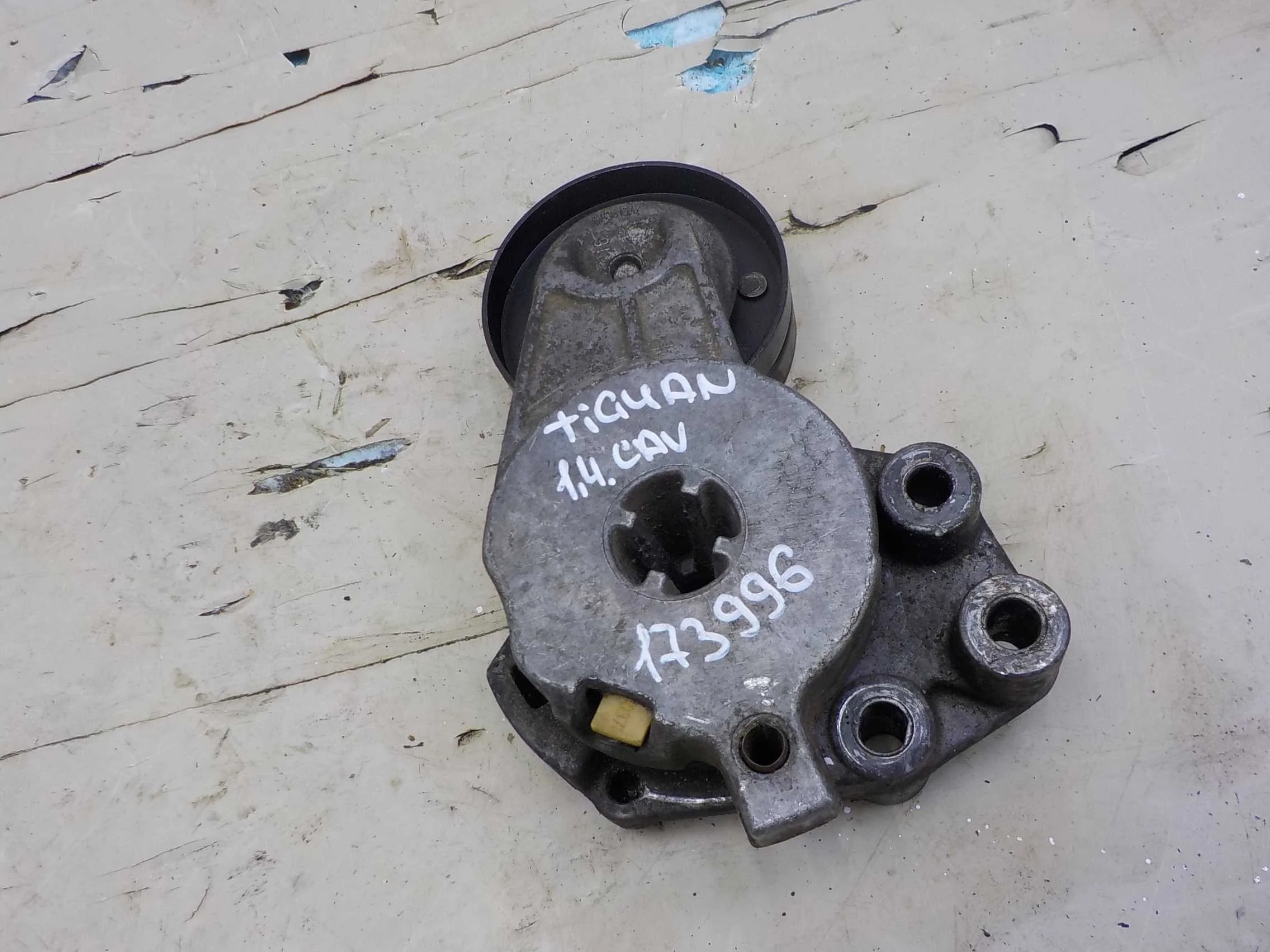 ролик навесного оборудования Volkswagen Polo V рестайлинг (2015—2020)